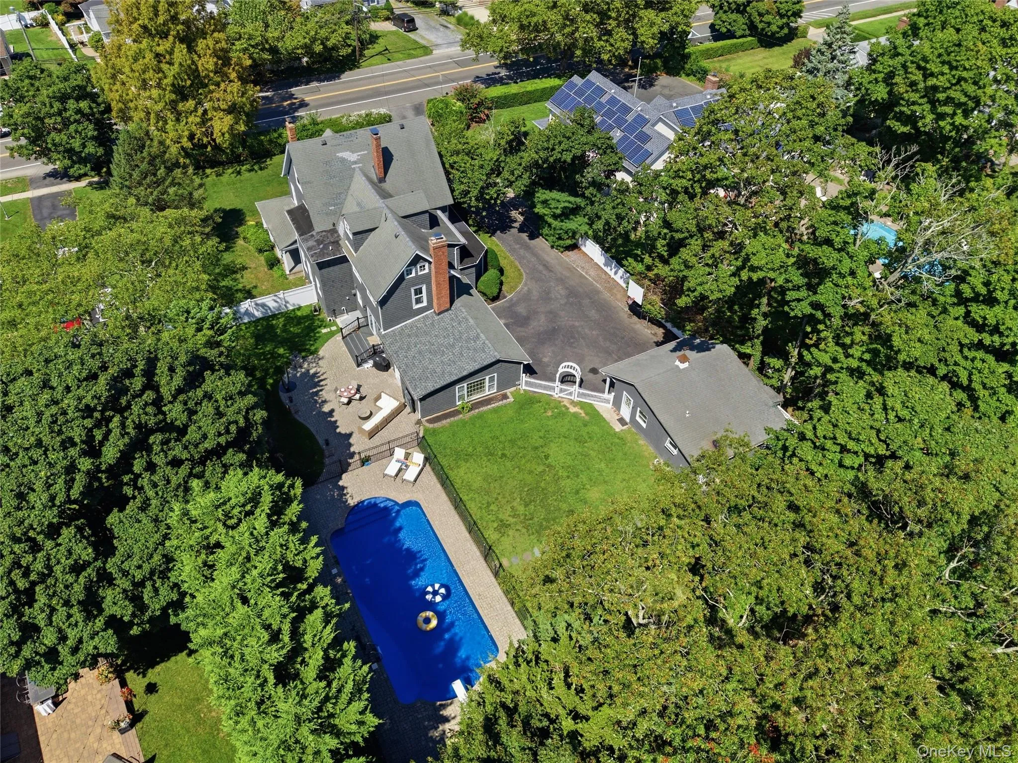 61 Ocean Avenue, Islip, NY, 8 Bedrooms Bedrooms, 14 Rooms Rooms,5 BathroomsBathrooms,Residential,For Rent,Ocean,0,1042189 61 Ocean Avenue, Islip, NY, 8 Bedrooms Bedrooms, 14 Rooms Rooms,5 BathroomsBathrooms,Residential,For Rent,Ocean,0,1042189