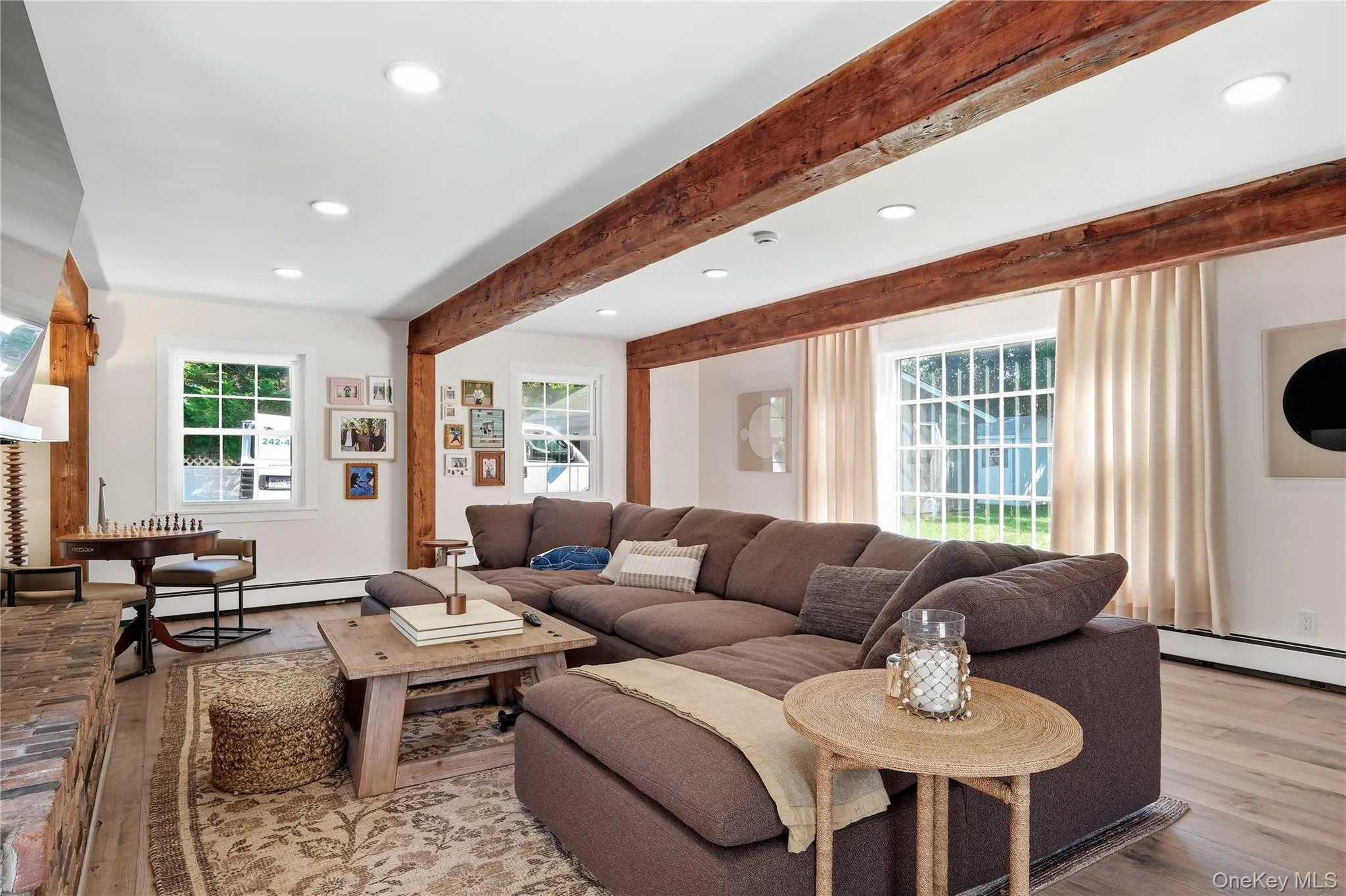 61 Ocean Avenue, Islip, NY, 8 Bedrooms Bedrooms, 14 Rooms Rooms,5 BathroomsBathrooms,Residential,For Rent,Ocean,0,1042189 61 Ocean Avenue, Islip, NY, 8 Bedrooms Bedrooms, 14 Rooms Rooms,5 BathroomsBathrooms,Residential,For Rent,Ocean,0,1042189