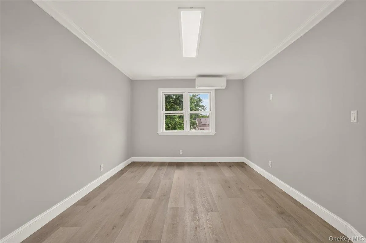 179-49 Eveleth Road, New York, NY, 3 Bedrooms Bedrooms, 7 Rooms Rooms,1 BathroomBathrooms,Residential,For Rent,Eveleth,0,1042191 179-49 Eveleth Road, New York, NY, 3 Bedrooms Bedrooms, 7 Rooms Rooms,1 BathroomBathrooms,Residential,For Rent,Eveleth,0,1042191