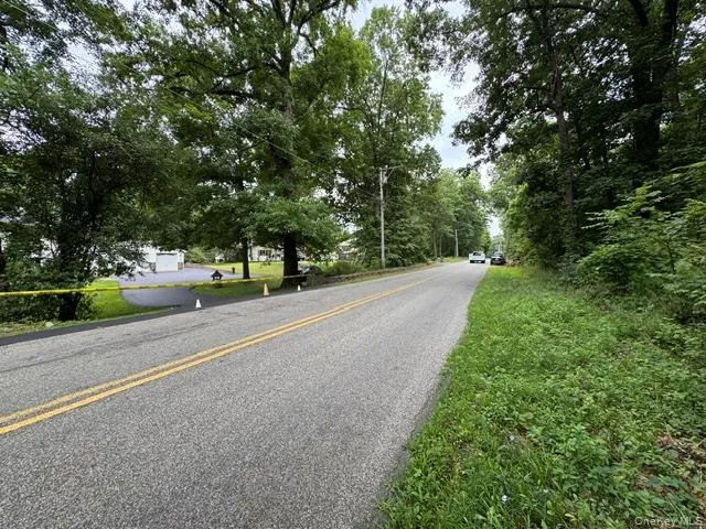 140 Drury Lane, Newburgh (town), NY, 1 Bedroom Bedrooms, 5 Rooms Rooms,1 BathroomBathrooms,Residential,For Rent,Drury,0,1042192 140 Drury Lane, Newburgh (town), NY, 1 Bedroom Bedrooms, 5 Rooms Rooms,1 BathroomBathrooms,Residential,For Rent,Drury,0,1042192