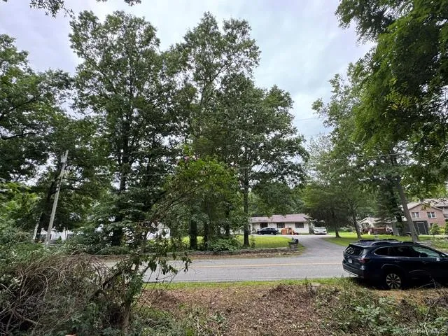 140 Drury Lane, Newburgh (town), NY, 1 Bedroom Bedrooms, 5 Rooms Rooms,1 BathroomBathrooms,Residential,For Rent,Drury,0,1042192 140 Drury Lane, Newburgh (town), NY, 1 Bedroom Bedrooms, 5 Rooms Rooms,1 BathroomBathrooms,Residential,For Rent,Drury,0,1042192