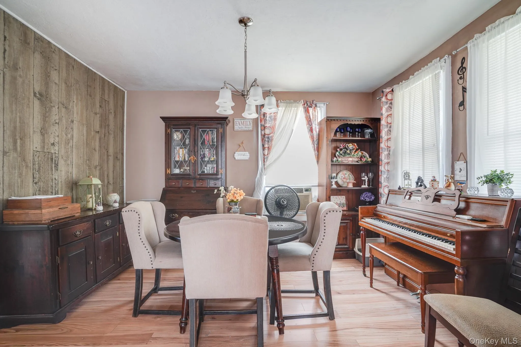 23 Lewis Avenue, Poughkeepsie, NY, 3 Bedrooms Bedrooms, 6 Rooms Rooms,1 BathroomBathrooms,Residential,For Rent,Lewis,0,1042193 23 Lewis Avenue, Poughkeepsie, NY, 3 Bedrooms Bedrooms, 6 Rooms Rooms,1 BathroomBathrooms,Residential,For Rent,Lewis,0,1042193