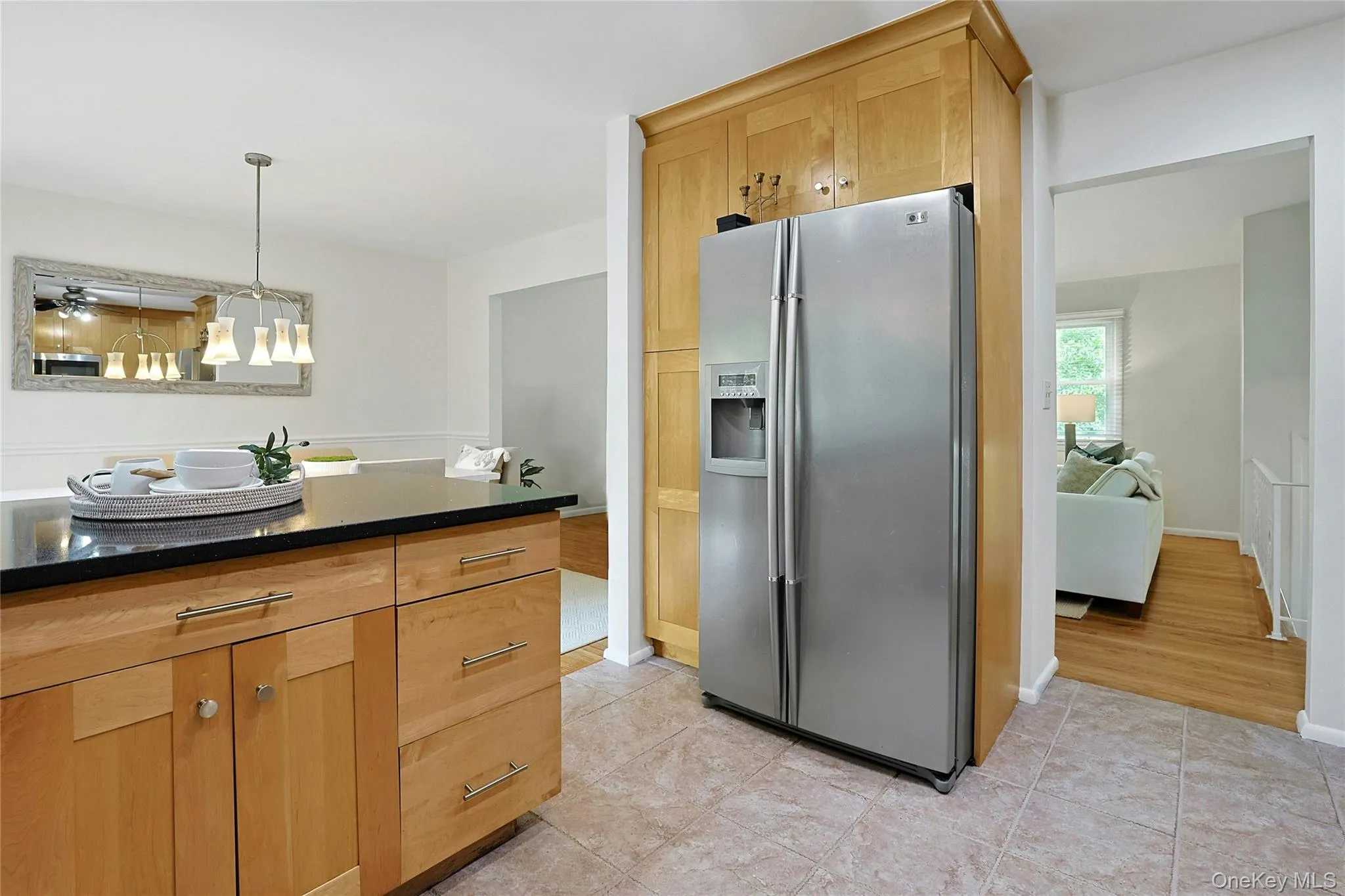 Kitchen offers natural flow between spaces. Kitchen offers natural flow between spaces.