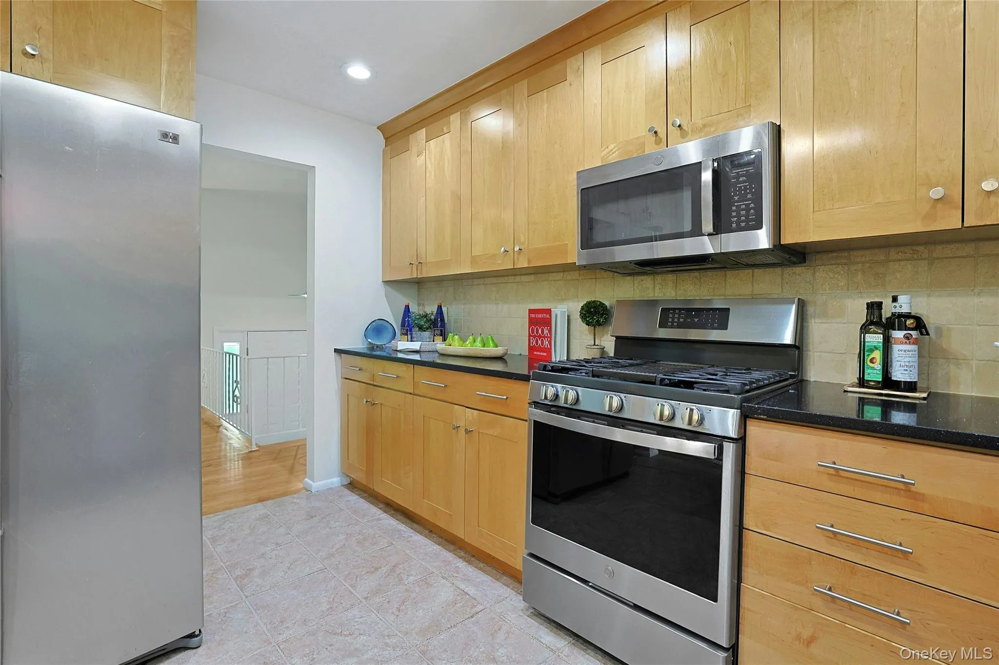 Stainless steel appliances and plenty of cabinets and drawers. Stainless steel appliances and plenty of cabinets and drawers.