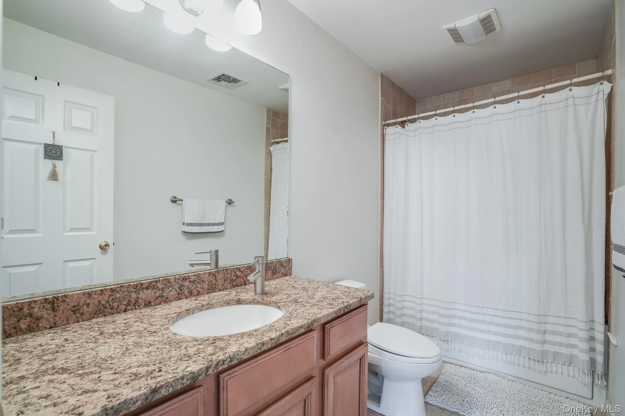 27 Frieda Lane, La Grange, NY, 3 Bedrooms Bedrooms, 10 Rooms Rooms,3 BathroomsBathrooms,Residential,For Rent,Frieda,0,1042196 27 Frieda Lane, La Grange, NY, 3 Bedrooms Bedrooms, 10 Rooms Rooms,3 BathroomsBathrooms,Residential,For Rent,Frieda,0,1042196