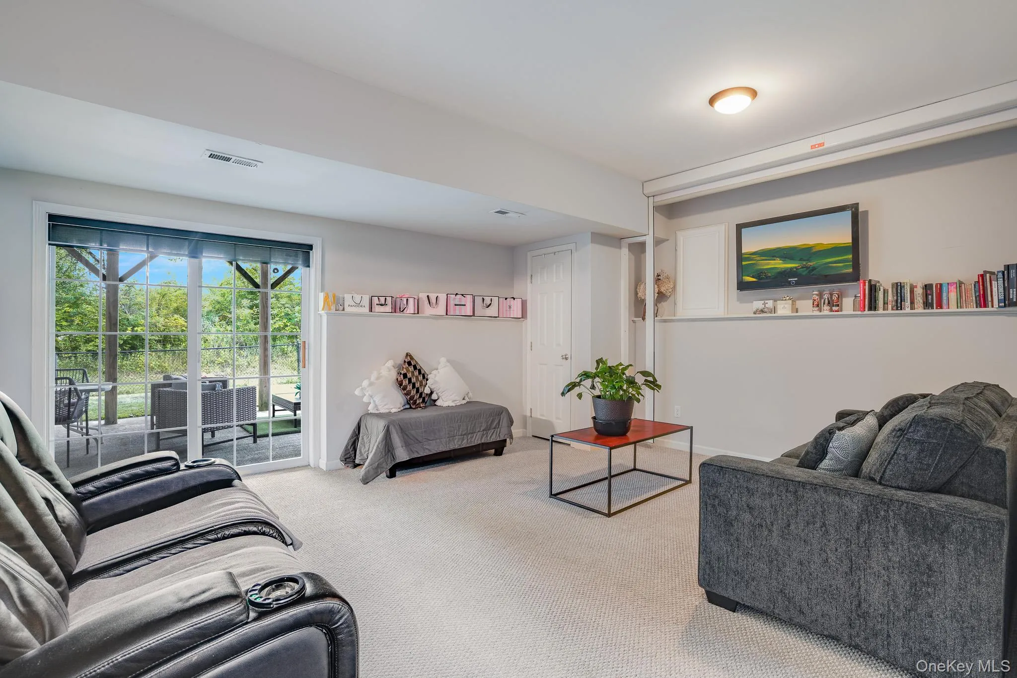 27 Frieda Lane, La Grange, NY, 3 Bedrooms Bedrooms, 10 Rooms Rooms,3 BathroomsBathrooms,Residential,For Rent,Frieda,0,1042196 27 Frieda Lane, La Grange, NY, 3 Bedrooms Bedrooms, 10 Rooms Rooms,3 BathroomsBathrooms,Residential,For Rent,Frieda,0,1042196