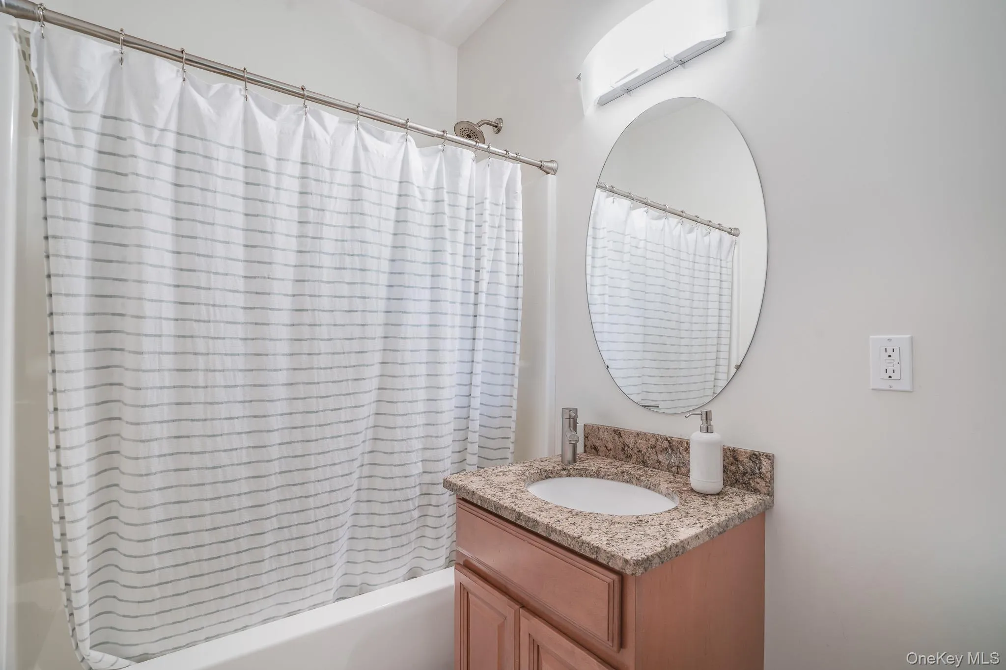 27 Frieda Lane, La Grange, NY, 3 Bedrooms Bedrooms, 10 Rooms Rooms,3 BathroomsBathrooms,Residential,For Rent,Frieda,0,1042196 27 Frieda Lane, La Grange, NY, 3 Bedrooms Bedrooms, 10 Rooms Rooms,3 BathroomsBathrooms,Residential,For Rent,Frieda,0,1042196