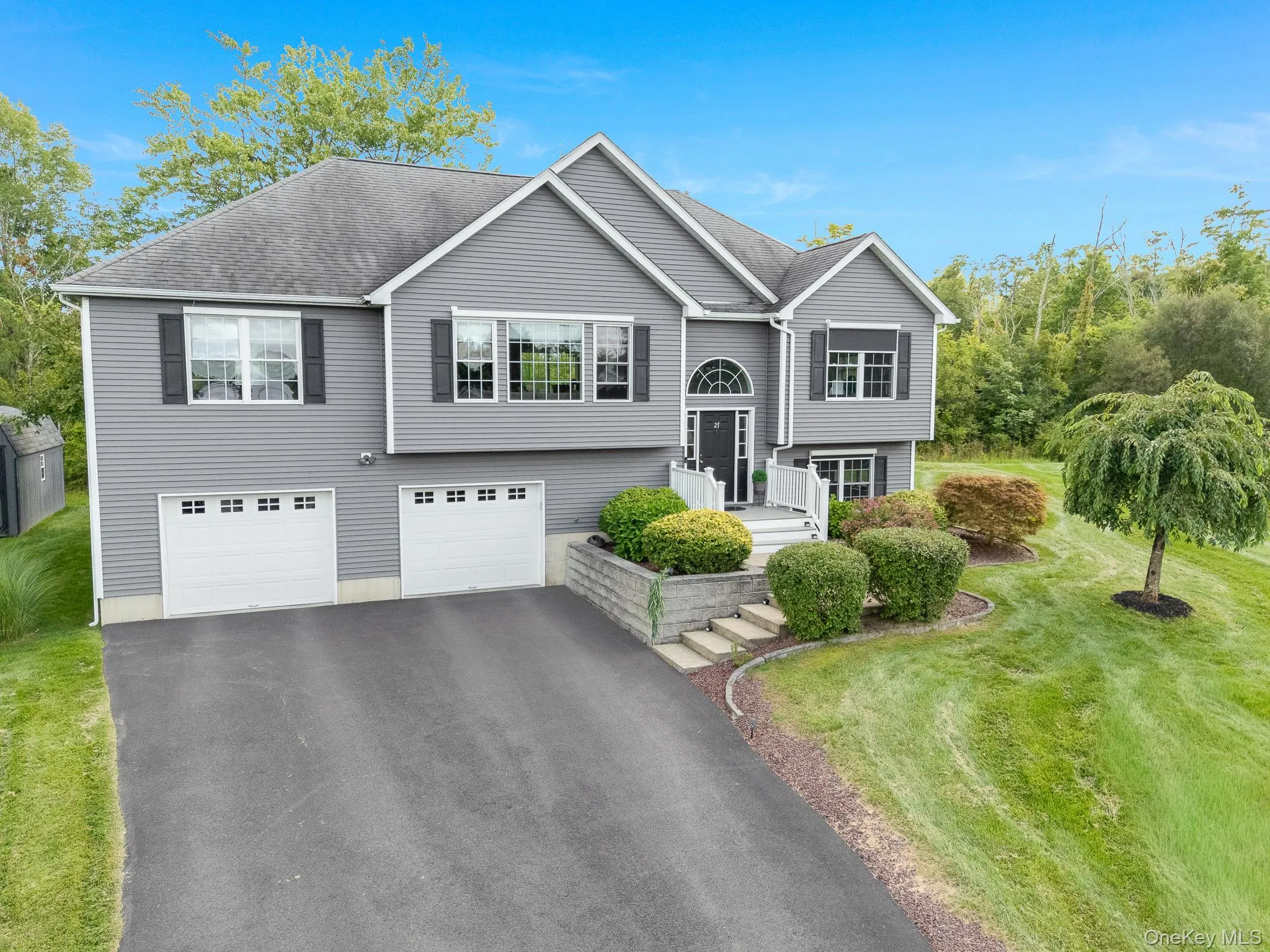 27 Frieda Lane, La Grange, NY, 3 Bedrooms Bedrooms, 10 Rooms Rooms,3 BathroomsBathrooms,Residential,For Rent,Frieda,0,1042196 27 Frieda Lane, La Grange, NY, 3 Bedrooms Bedrooms, 10 Rooms Rooms,3 BathroomsBathrooms,Residential,For Rent,Frieda,0,1042196