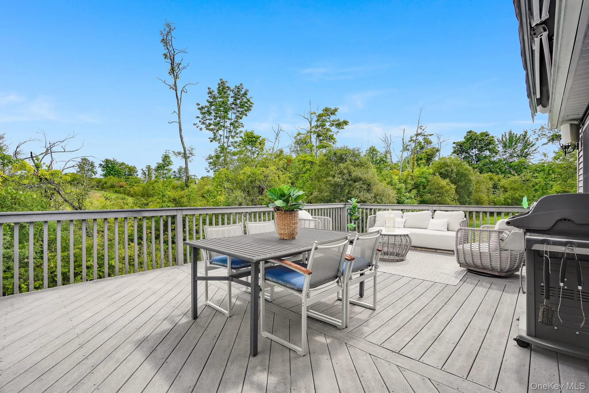 27 Frieda Lane, La Grange, NY, 3 Bedrooms Bedrooms, 10 Rooms Rooms,3 BathroomsBathrooms,Residential,For Rent,Frieda,0,1042196 27 Frieda Lane, La Grange, NY, 3 Bedrooms Bedrooms, 10 Rooms Rooms,3 BathroomsBathrooms,Residential,For Rent,Frieda,0,1042196