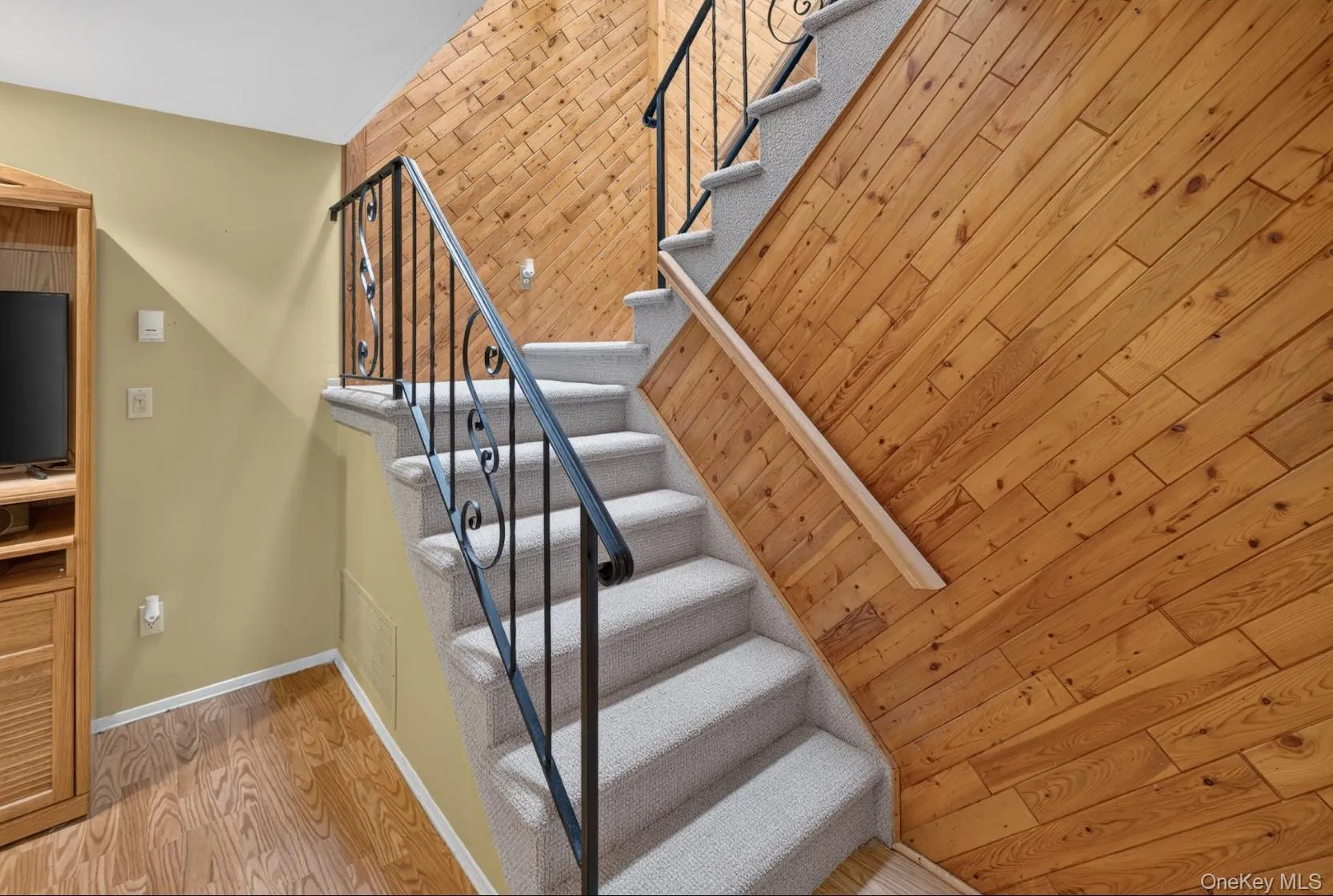 278 Brettonwoods Drive, Brookhaven, NY, 3 Bedrooms Bedrooms, 8 Rooms Rooms,1 BathroomBathrooms,Residential,For Rent,Brettonwoods,0,1042199 278 Brettonwoods Drive, Brookhaven, NY, 3 Bedrooms Bedrooms, 8 Rooms Rooms,1 BathroomBathrooms,Residential,For Rent,Brettonwoods,0,1042199