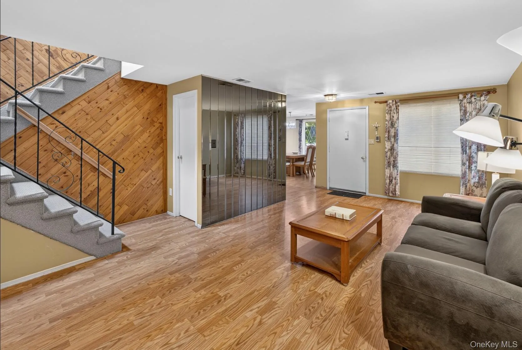 278 Brettonwoods Drive, Brookhaven, NY, 3 Bedrooms Bedrooms, 8 Rooms Rooms,1 BathroomBathrooms,Residential,For Rent,Brettonwoods,0,1042199 278 Brettonwoods Drive, Brookhaven, NY, 3 Bedrooms Bedrooms, 8 Rooms Rooms,1 BathroomBathrooms,Residential,For Rent,Brettonwoods,0,1042199