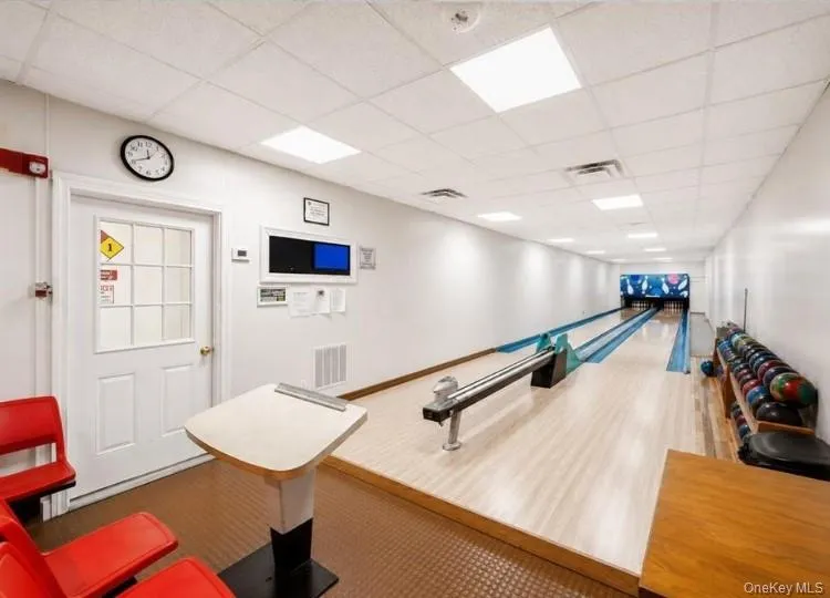 278 Brettonwoods Drive, Brookhaven, NY, 3 Bedrooms Bedrooms, 8 Rooms Rooms,1 BathroomBathrooms,Residential,For Rent,Brettonwoods,0,1042199 278 Brettonwoods Drive, Brookhaven, NY, 3 Bedrooms Bedrooms, 8 Rooms Rooms,1 BathroomBathrooms,Residential,For Rent,Brettonwoods,0,1042199