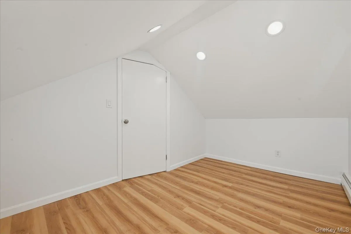 310 West Drive, Babylon, NY, 4 Bedrooms Bedrooms, ,1 BathroomBathrooms,Residential,For Rent,West Drive,0,1042205 310 West Drive, Babylon, NY, 4 Bedrooms Bedrooms, ,1 BathroomBathrooms,Residential,For Rent,West Drive,0,1042205