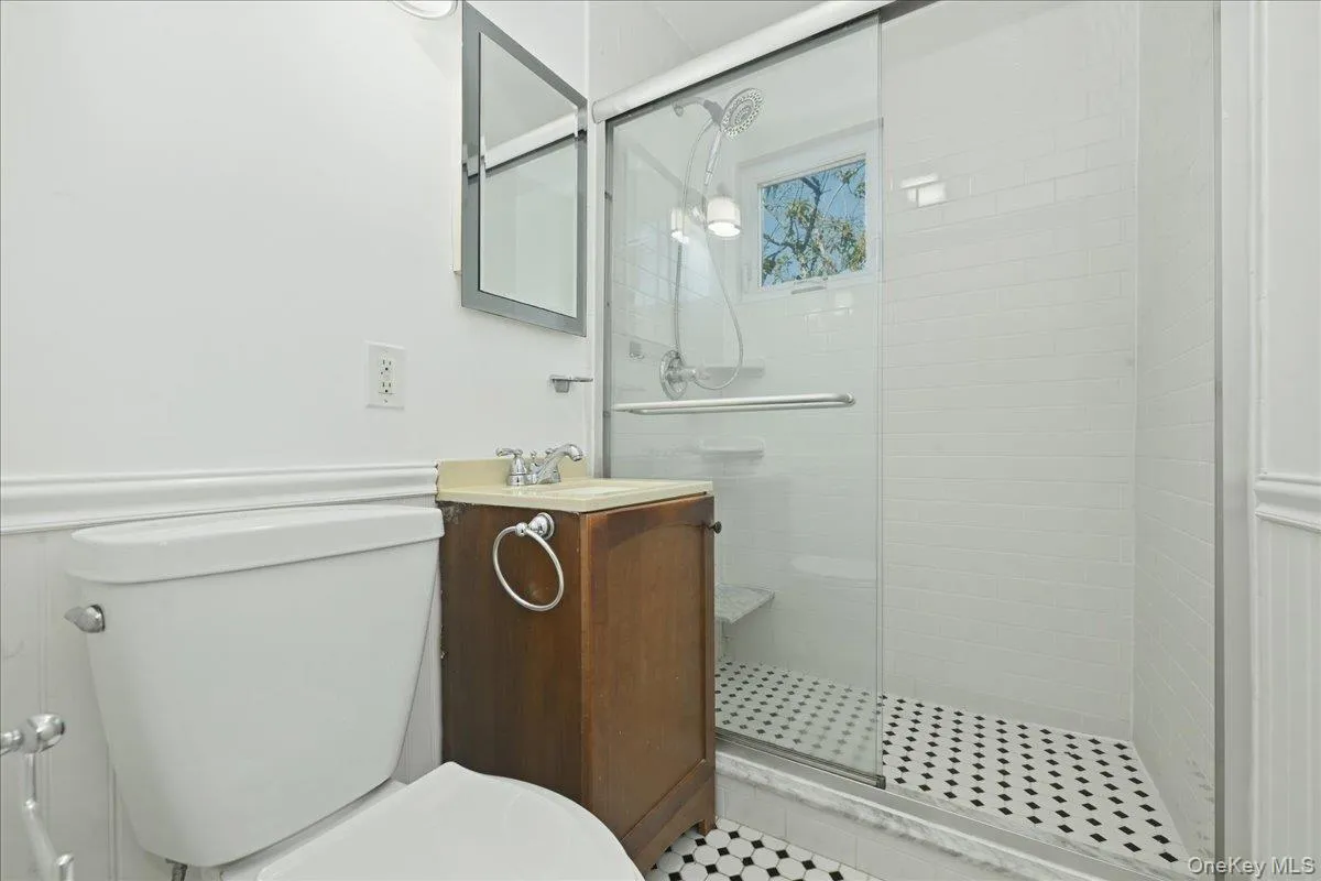 310 West Drive, Babylon, NY, 4 Bedrooms Bedrooms, ,1 BathroomBathrooms,Residential,For Rent,West Drive,0,1042205 310 West Drive, Babylon, NY, 4 Bedrooms Bedrooms, ,1 BathroomBathrooms,Residential,For Rent,West Drive,0,1042205