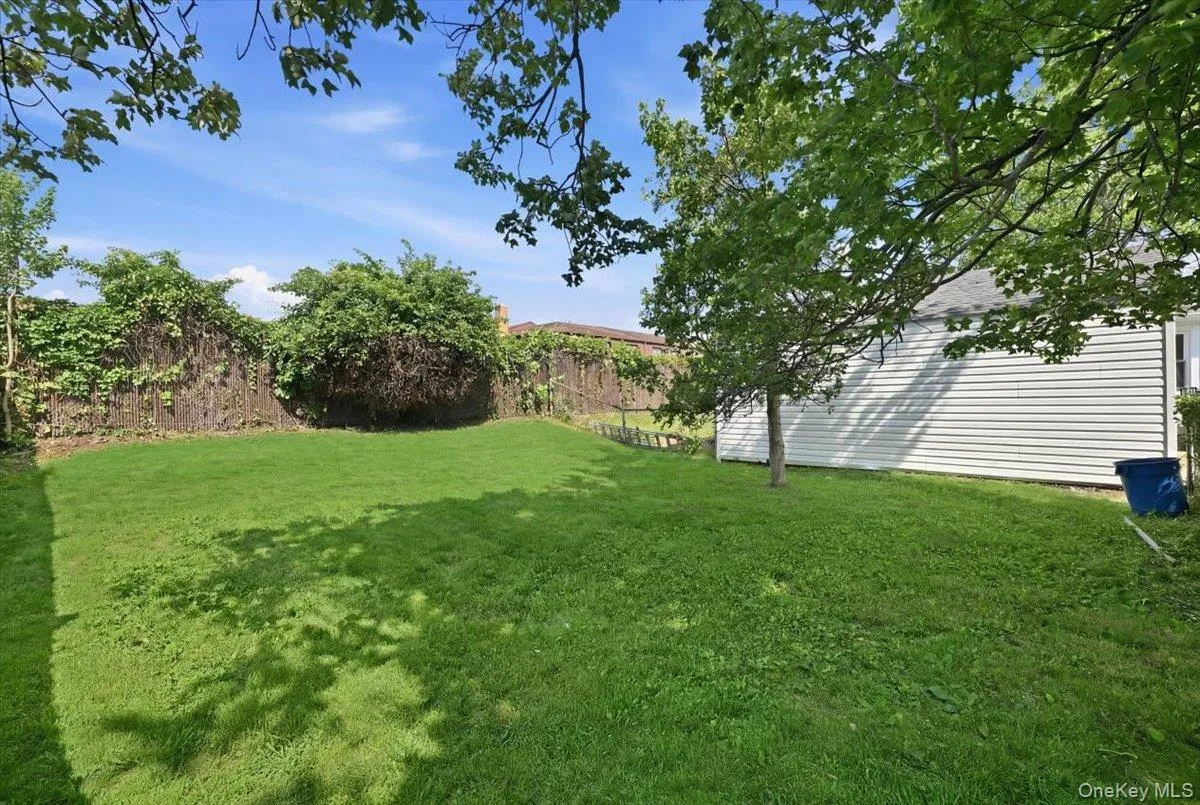 310 West Drive, Babylon, NY, 4 Bedrooms Bedrooms, ,1 BathroomBathrooms,Residential,For Rent,West Drive,0,1042205 310 West Drive, Babylon, NY, 4 Bedrooms Bedrooms, ,1 BathroomBathrooms,Residential,For Rent,West Drive,0,1042205