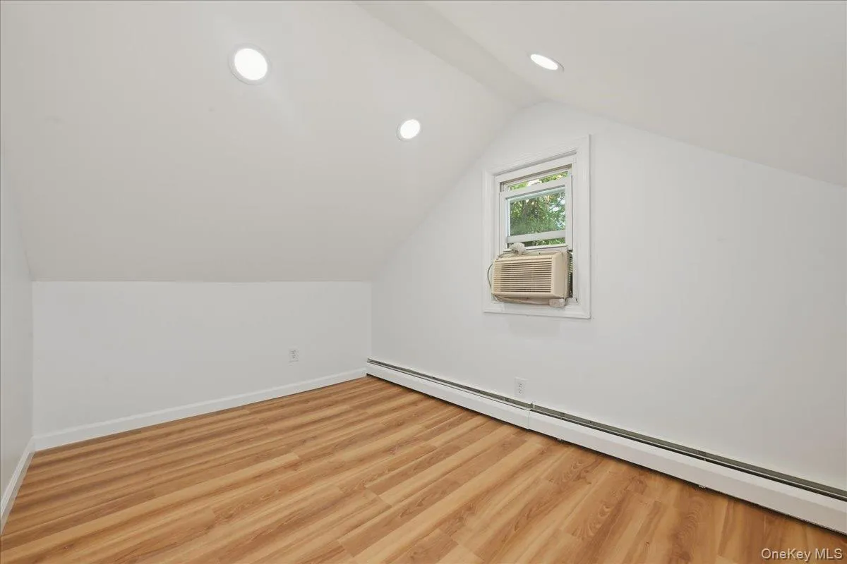 310 West Drive, Babylon, NY, 4 Bedrooms Bedrooms, ,1 BathroomBathrooms,Residential,For Rent,West Drive,0,1042205 310 West Drive, Babylon, NY, 4 Bedrooms Bedrooms, ,1 BathroomBathrooms,Residential,For Rent,West Drive,0,1042205