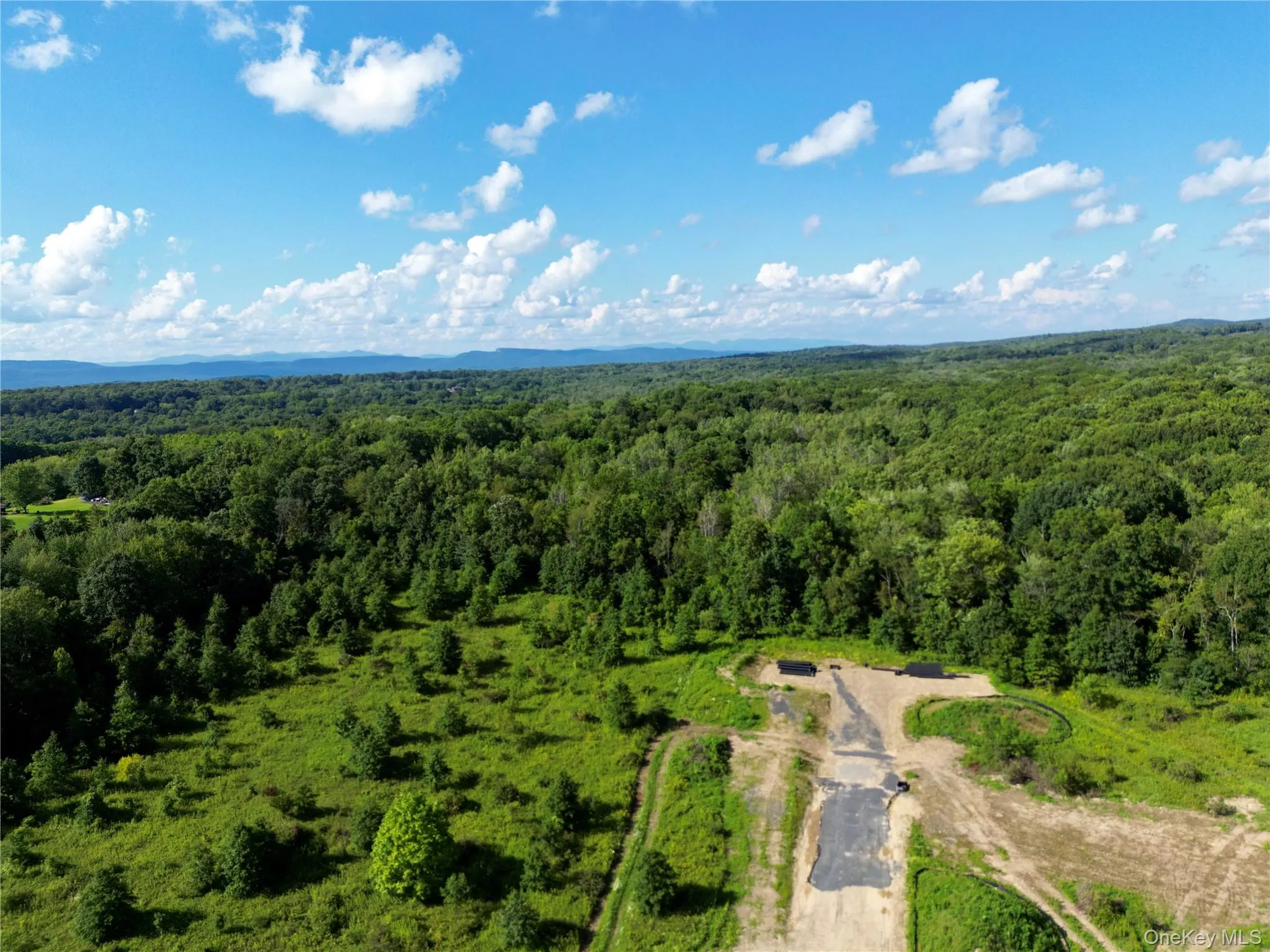 17 Lindsey Court, Plattekill, NY, 4 Bedrooms Bedrooms, 7 Rooms Rooms,3 BathroomsBathrooms,Residential,For Rent,Lindsey,0,1042207 17 Lindsey Court, Plattekill, NY, 4 Bedrooms Bedrooms, 7 Rooms Rooms,3 BathroomsBathrooms,Residential,For Rent,Lindsey,0,1042207