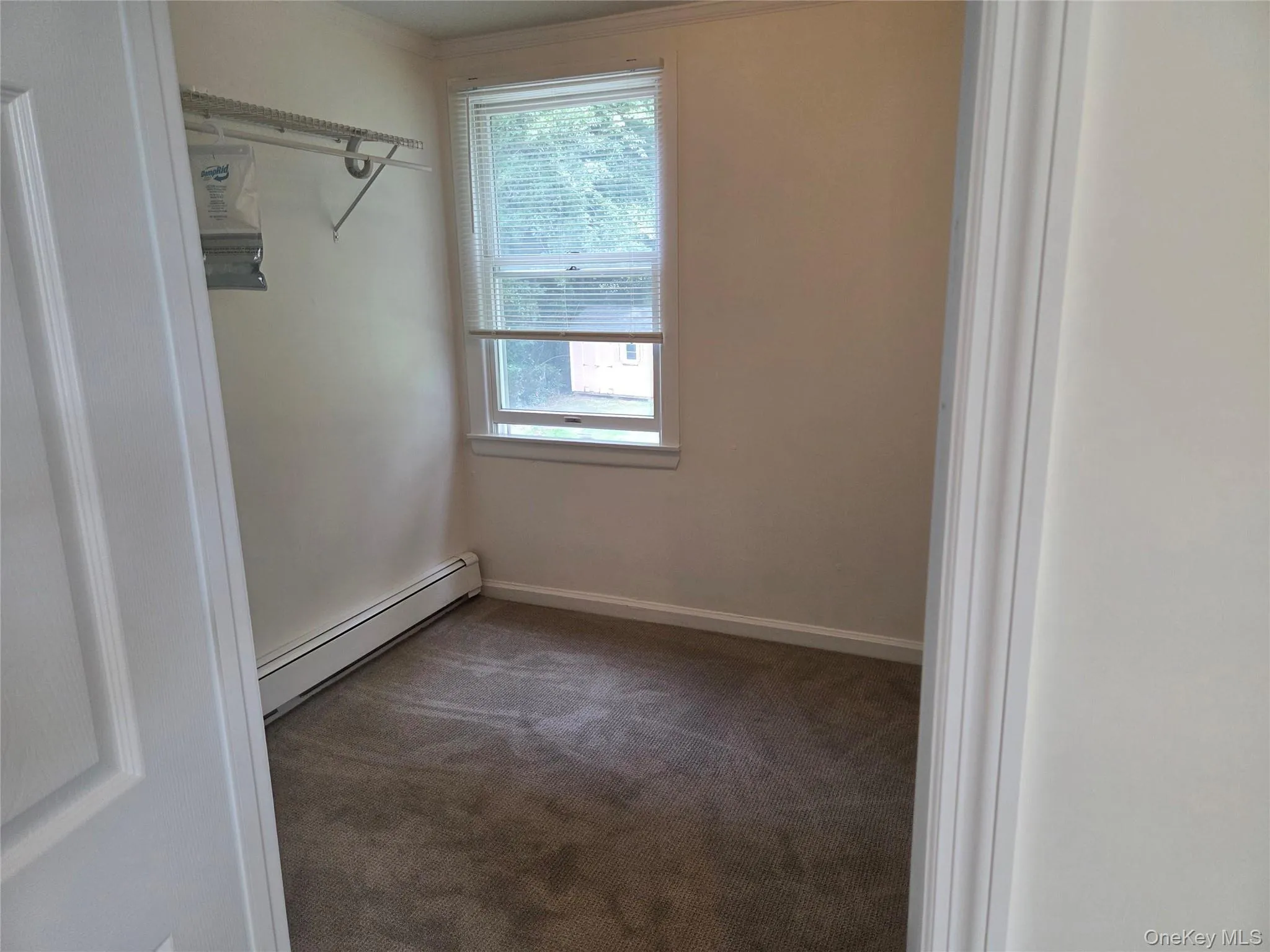 10 Irving Drive, Oyster Bay, NY, 1 Bedroom Bedrooms, 4 Rooms Rooms,1 BathroomBathrooms,Residential Lease,For Rent,Irving,0,1042213 10 Irving Drive, Oyster Bay, NY, 1 Bedroom Bedrooms, 4 Rooms Rooms,1 BathroomBathrooms,Residential Lease,For Rent,Irving,0,1042213