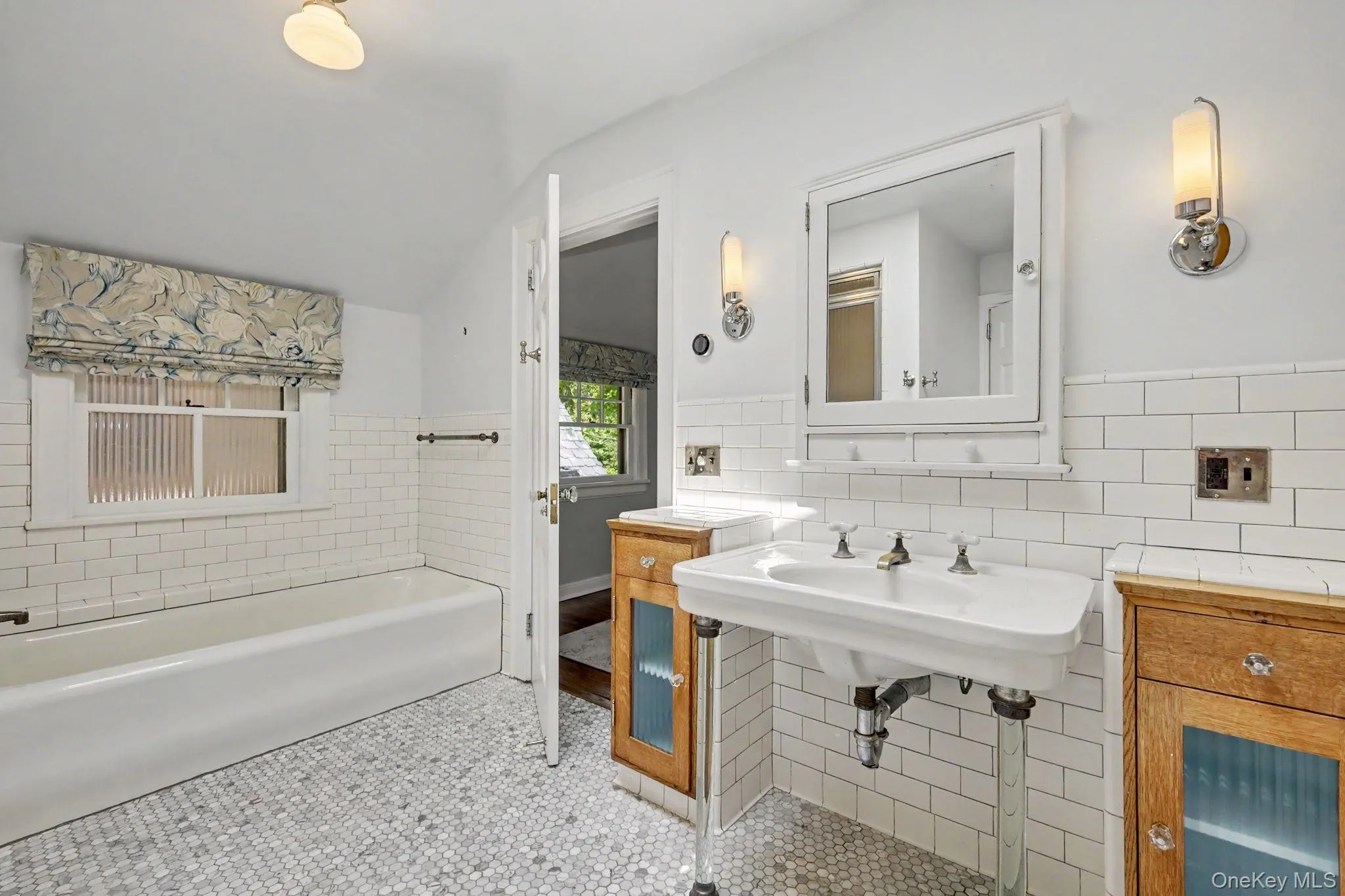 106 Glenwood Avenue, New Rochelle, NY, 5 Bedrooms Bedrooms, 9 Rooms Rooms,3 BathroomsBathrooms,Residential,For Rent,Glenwood,0,1042214 106 Glenwood Avenue, New Rochelle, NY, 5 Bedrooms Bedrooms, 9 Rooms Rooms,3 BathroomsBathrooms,Residential,For Rent,Glenwood,0,1042214