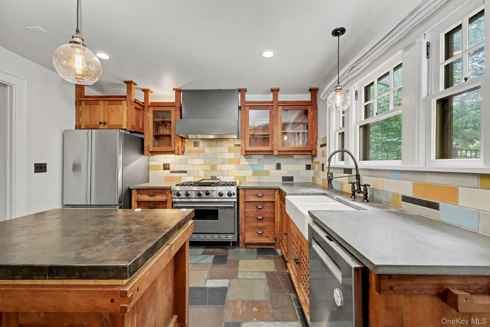 106 Glenwood Avenue, New Rochelle, NY, 5 Bedrooms Bedrooms, 9 Rooms Rooms,3 BathroomsBathrooms,Residential,For Rent,Glenwood,0,1042214 106 Glenwood Avenue, New Rochelle, NY, 5 Bedrooms Bedrooms, 9 Rooms Rooms,3 BathroomsBathrooms,Residential,For Rent,Glenwood,0,1042214