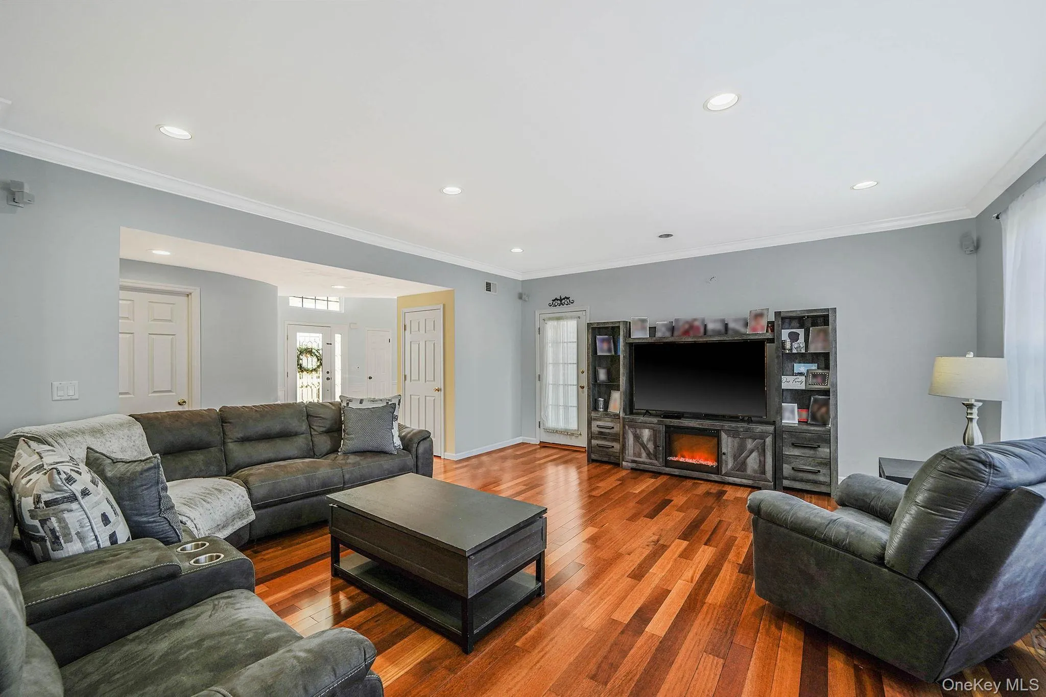 3 Crossfield Court, Brookhaven, NY, 5 Bedrooms Bedrooms, 10 Rooms Rooms,3 BathroomsBathrooms,Residential,For Rent,Crossfield,0,1042218 3 Crossfield Court, Brookhaven, NY, 5 Bedrooms Bedrooms, 10 Rooms Rooms,3 BathroomsBathrooms,Residential,For Rent,Crossfield,0,1042218