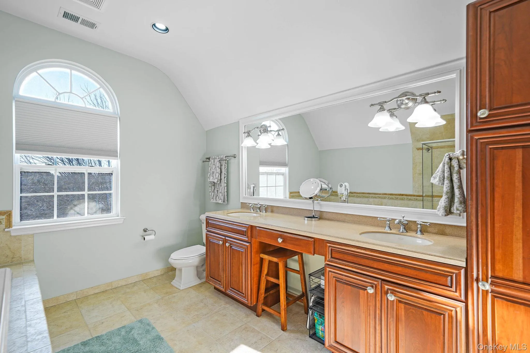 3 Crossfield Court, Brookhaven, NY, 5 Bedrooms Bedrooms, 10 Rooms Rooms,3 BathroomsBathrooms,Residential,For Rent,Crossfield,0,1042218 3 Crossfield Court, Brookhaven, NY, 5 Bedrooms Bedrooms, 10 Rooms Rooms,3 BathroomsBathrooms,Residential,For Rent,Crossfield,0,1042218