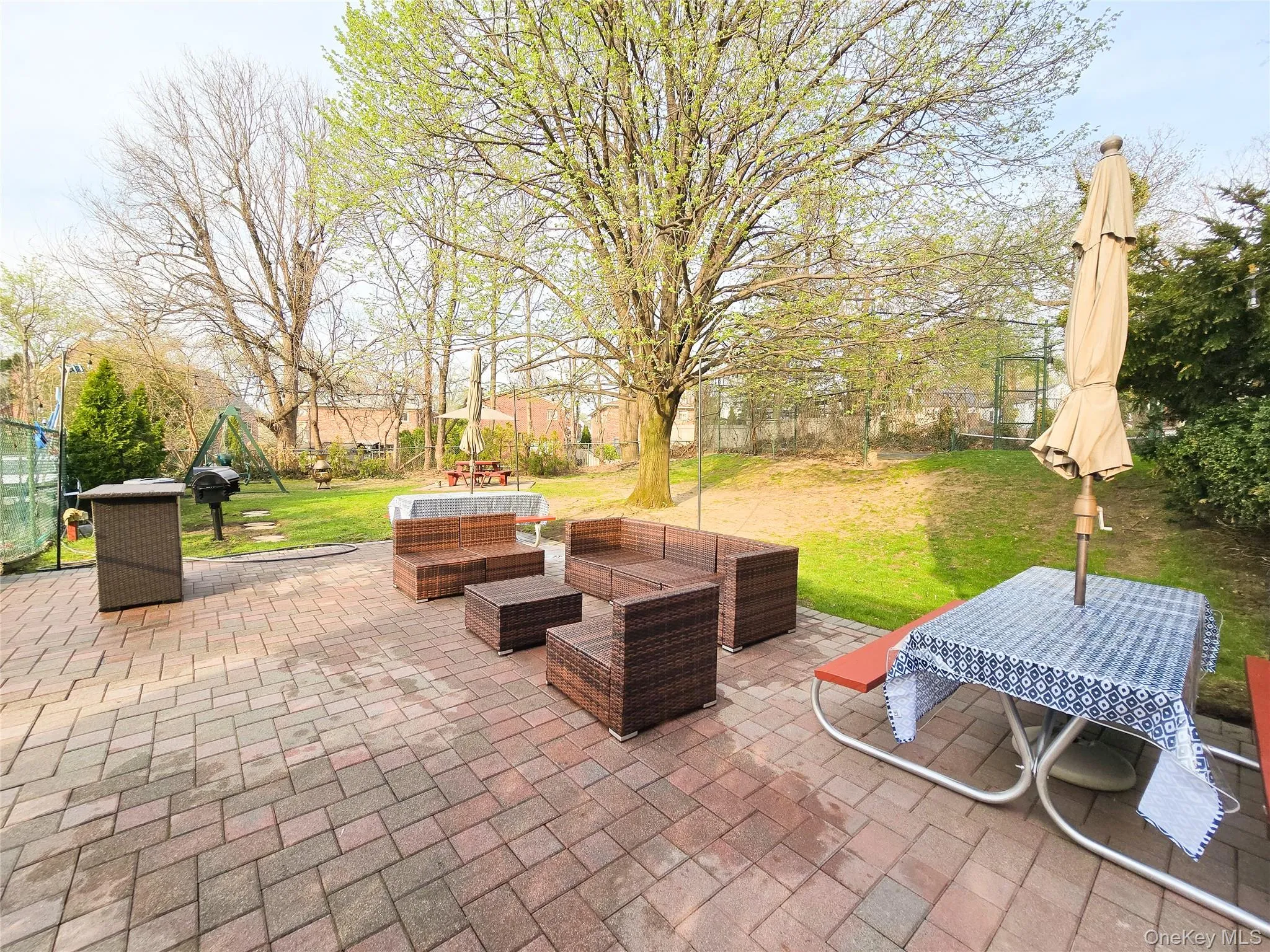 47-27 Little Neck Parkway, New York, NY, 2 Rooms Rooms,1 BathroomBathrooms,Residential Lease,For Rent,Little Neck,0,1042225 47-27 Little Neck Parkway, New York, NY, 2 Rooms Rooms,1 BathroomBathrooms,Residential Lease,For Rent,Little Neck,0,1042225