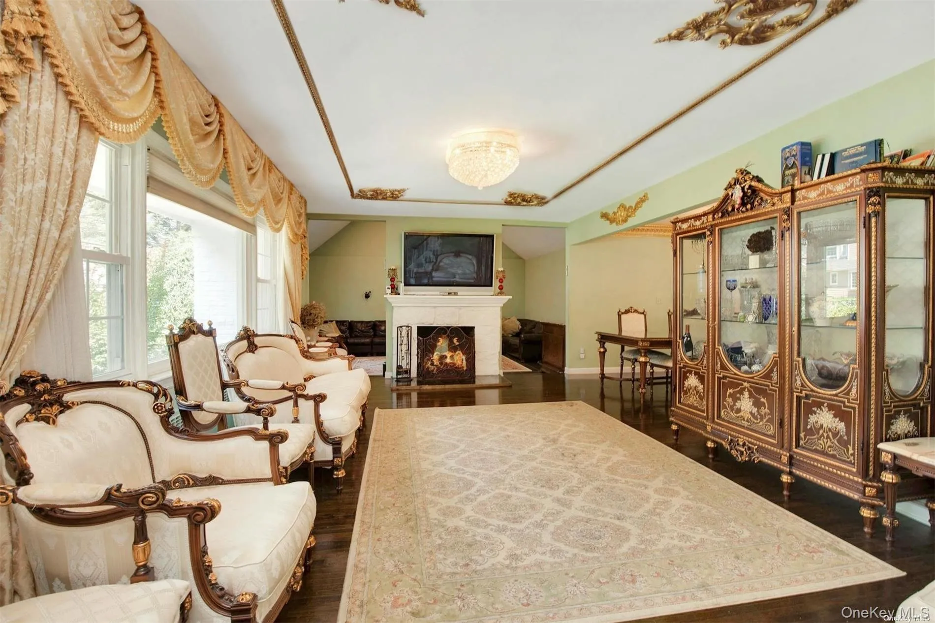 18 Addison Lane, North Hempstead, NY, 4 Bedrooms Bedrooms, 10 Rooms Rooms,2 BathroomsBathrooms,Residential Lease,For Rent,Addison,0,1042230 18 Addison Lane, North Hempstead, NY, 4 Bedrooms Bedrooms, 10 Rooms Rooms,2 BathroomsBathrooms,Residential Lease,For Rent,Addison,0,1042230