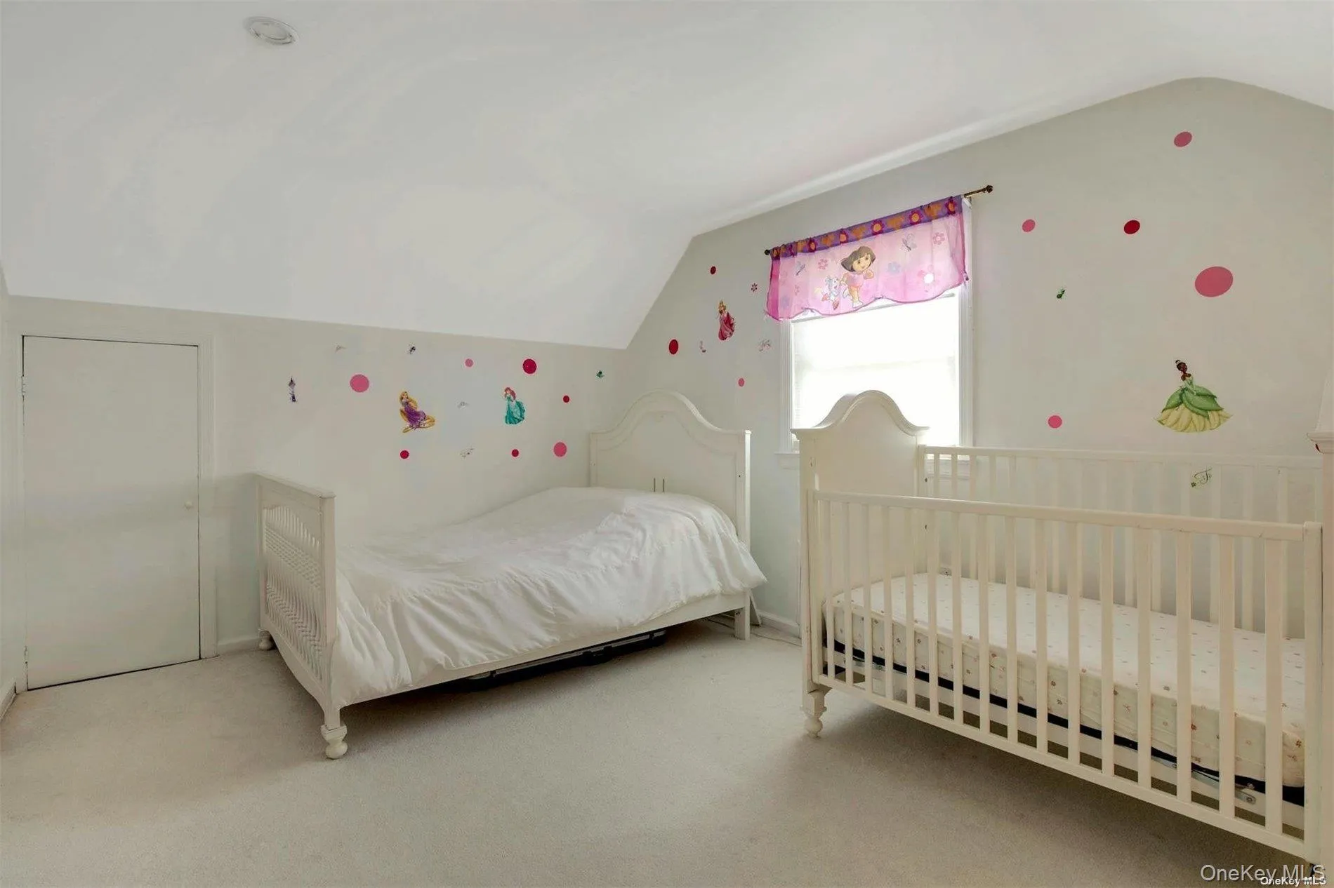 18 Addison Lane, North Hempstead, NY, 4 Bedrooms Bedrooms, 10 Rooms Rooms,2 BathroomsBathrooms,Residential Lease,For Rent,Addison,0,1042230 18 Addison Lane, North Hempstead, NY, 4 Bedrooms Bedrooms, 10 Rooms Rooms,2 BathroomsBathrooms,Residential Lease,For Rent,Addison,0,1042230
