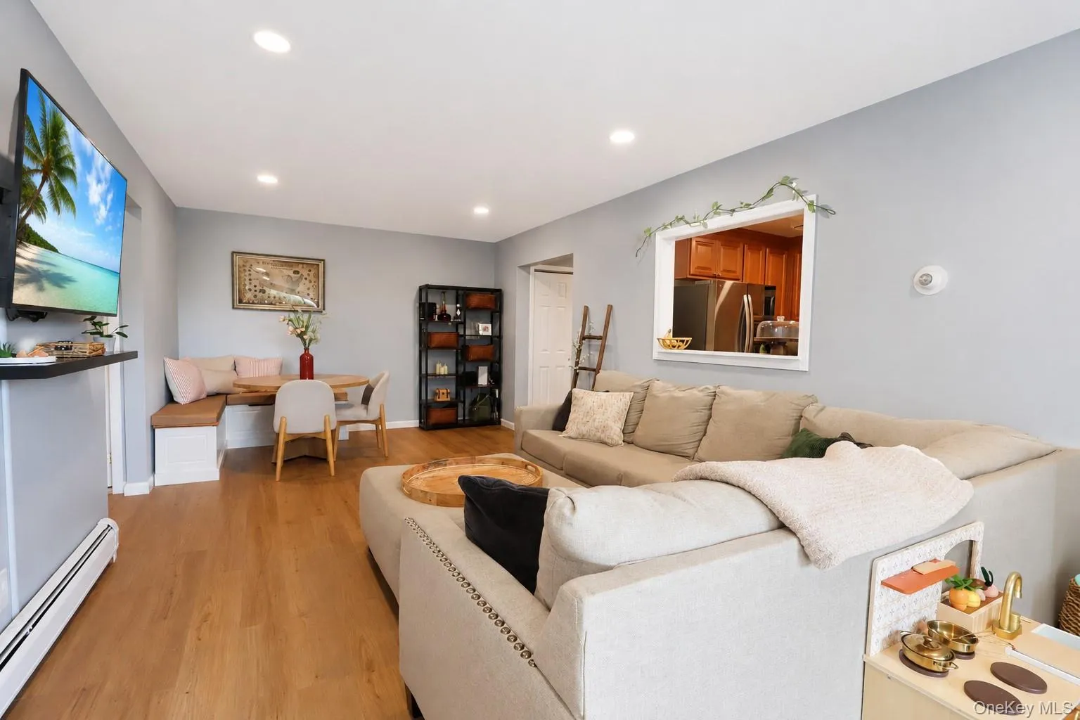 119 Country Club Lane, Haverstraw, NY, 1 Bedroom Bedrooms, 4 Rooms Rooms,1 BathroomBathrooms,Residential,For Rent,Country Club,0,1042231 119 Country Club Lane, Haverstraw, NY, 1 Bedroom Bedrooms, 4 Rooms Rooms,1 BathroomBathrooms,Residential,For Rent,Country Club,0,1042231