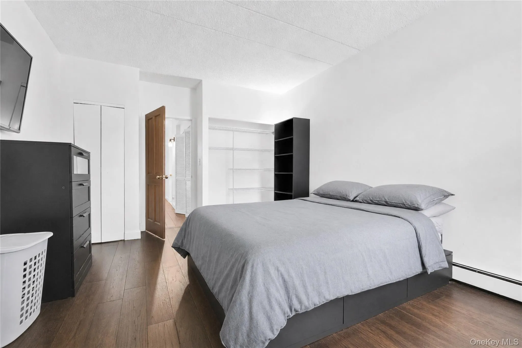 529 156th Street, New York, NY, 3 Bedrooms Bedrooms, 6 Rooms Rooms,1 BathroomBathrooms,Residential,For Rent,156th,0,1042234 529 156th Street, New York, NY, 3 Bedrooms Bedrooms, 6 Rooms Rooms,1 BathroomBathrooms,Residential,For Rent,156th,0,1042234