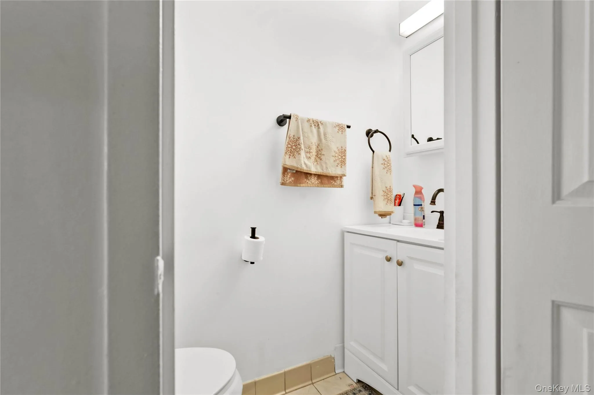 529 156th Street, New York, NY, 3 Bedrooms Bedrooms, 6 Rooms Rooms,1 BathroomBathrooms,Residential,For Rent,156th,0,1042234 529 156th Street, New York, NY, 3 Bedrooms Bedrooms, 6 Rooms Rooms,1 BathroomBathrooms,Residential,For Rent,156th,0,1042234