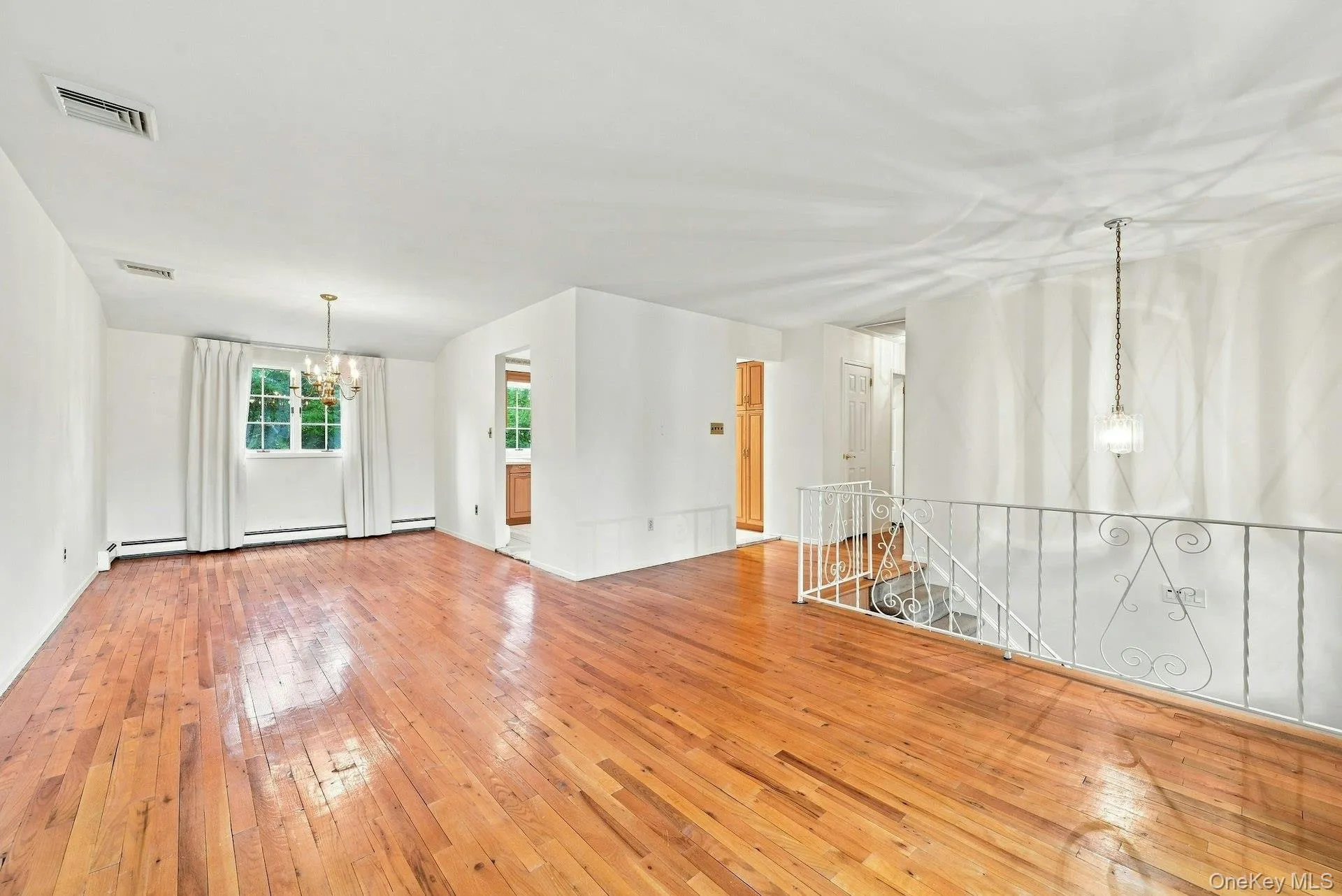 86 39th Street, Islip, NY, 4 Bedrooms Bedrooms, 8 Rooms Rooms,1 BathroomBathrooms,Residential,For Rent,39th,0,1042235 86 39th Street, Islip, NY, 4 Bedrooms Bedrooms, 8 Rooms Rooms,1 BathroomBathrooms,Residential,For Rent,39th,0,1042235