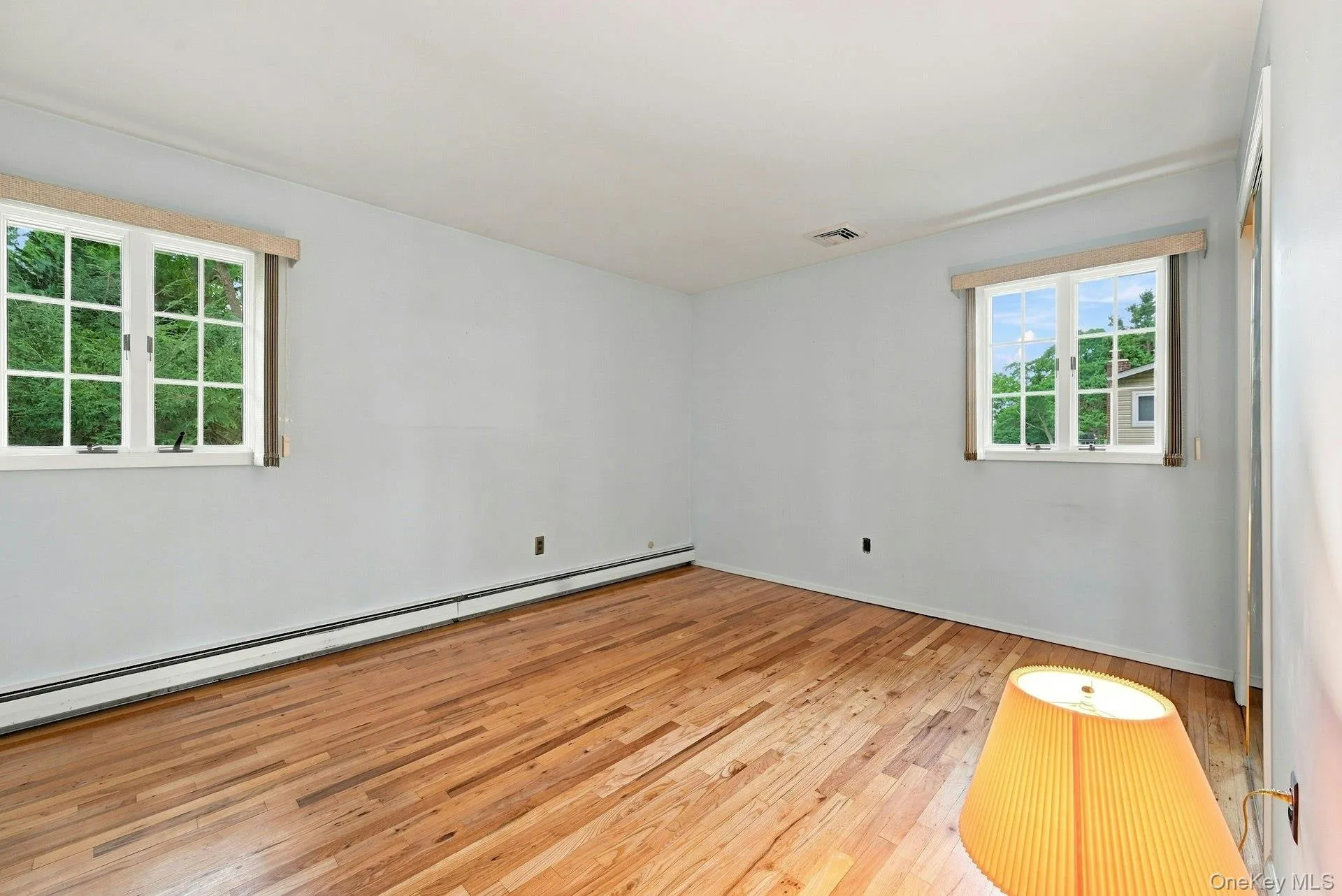86 39th Street, Islip, NY, 4 Bedrooms Bedrooms, 8 Rooms Rooms,1 BathroomBathrooms,Residential,For Rent,39th,0,1042235 86 39th Street, Islip, NY, 4 Bedrooms Bedrooms, 8 Rooms Rooms,1 BathroomBathrooms,Residential,For Rent,39th,0,1042235