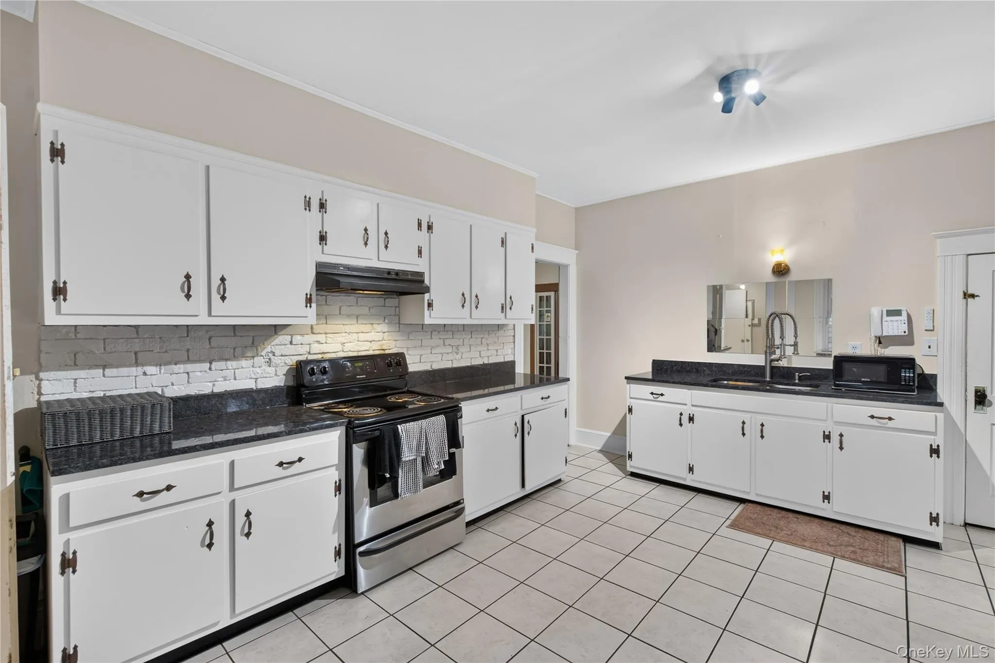 77 Union Street, Montgomery, NY, 4 Bedrooms Bedrooms, 9 Rooms Rooms,3 BathroomsBathrooms,Residential,For Rent,Union,0,1042236 77 Union Street, Montgomery, NY, 4 Bedrooms Bedrooms, 9 Rooms Rooms,3 BathroomsBathrooms,Residential,For Rent,Union,0,1042236