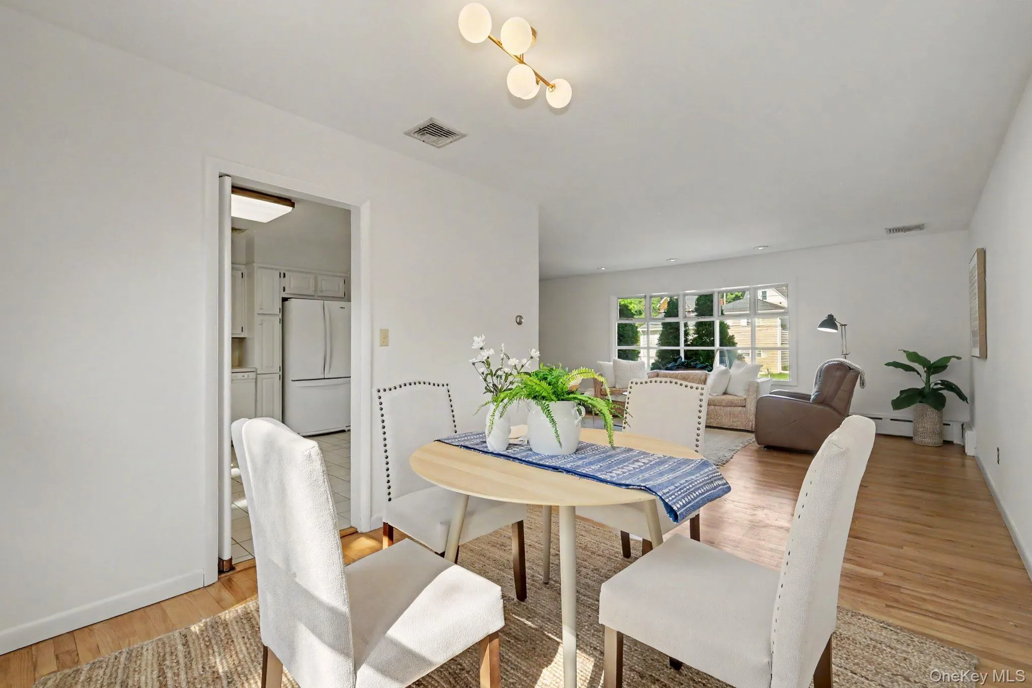 132 Laurel Avenue, Mamaroneck, NY, 3 Bedrooms Bedrooms, 7 Rooms Rooms,2 BathroomsBathrooms,Residential,For Rent,Laurel,0,1042237 132 Laurel Avenue, Mamaroneck, NY, 3 Bedrooms Bedrooms, 7 Rooms Rooms,2 BathroomsBathrooms,Residential,For Rent,Laurel,0,1042237