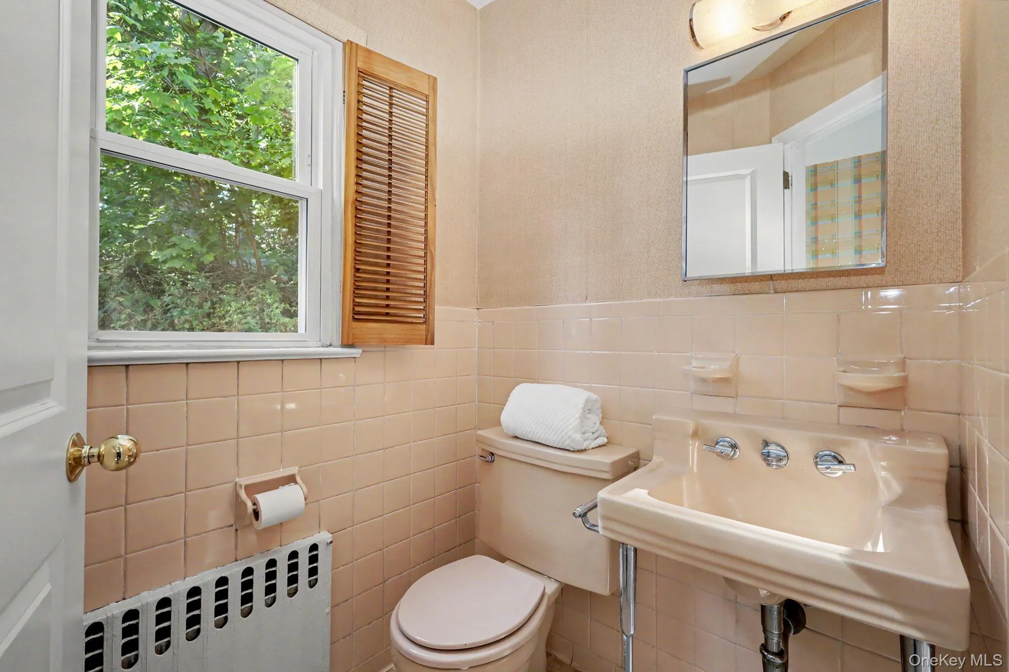 132 Laurel Avenue, Mamaroneck, NY, 3 Bedrooms Bedrooms, 7 Rooms Rooms,2 BathroomsBathrooms,Residential,For Rent,Laurel,0,1042237 132 Laurel Avenue, Mamaroneck, NY, 3 Bedrooms Bedrooms, 7 Rooms Rooms,2 BathroomsBathrooms,Residential,For Rent,Laurel,0,1042237