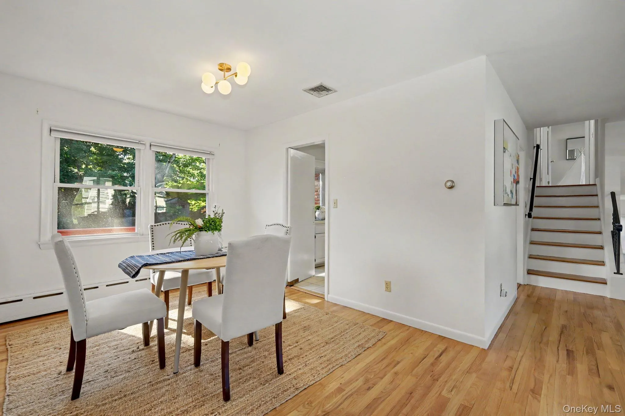 132 Laurel Avenue, Mamaroneck, NY, 3 Bedrooms Bedrooms, 7 Rooms Rooms,2 BathroomsBathrooms,Residential,For Rent,Laurel,0,1042237 132 Laurel Avenue, Mamaroneck, NY, 3 Bedrooms Bedrooms, 7 Rooms Rooms,2 BathroomsBathrooms,Residential,For Rent,Laurel,0,1042237