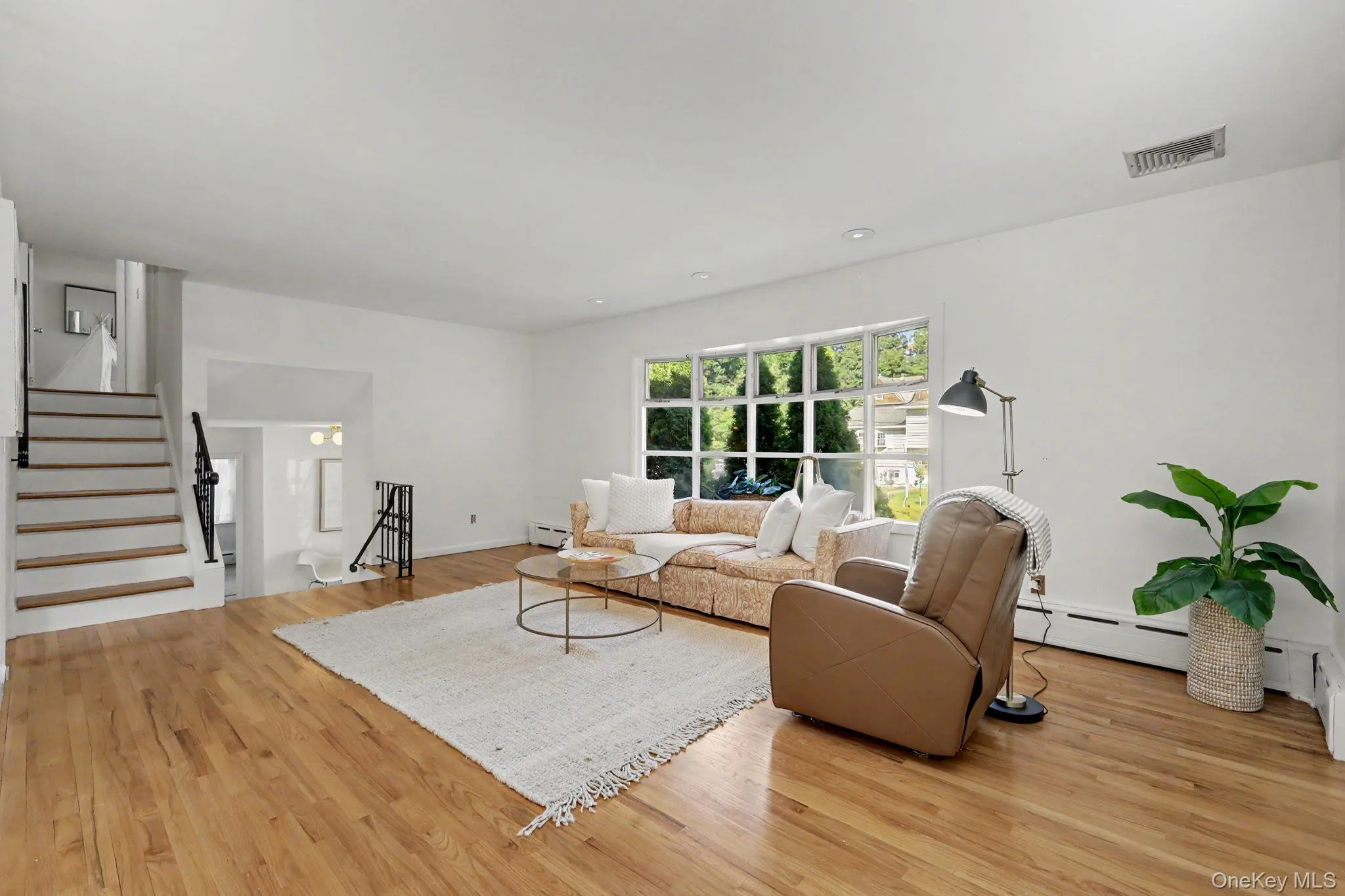 132 Laurel Avenue, Mamaroneck, NY, 3 Bedrooms Bedrooms, 7 Rooms Rooms,2 BathroomsBathrooms,Residential,For Rent,Laurel,0,1042237 132 Laurel Avenue, Mamaroneck, NY, 3 Bedrooms Bedrooms, 7 Rooms Rooms,2 BathroomsBathrooms,Residential,For Rent,Laurel,0,1042237