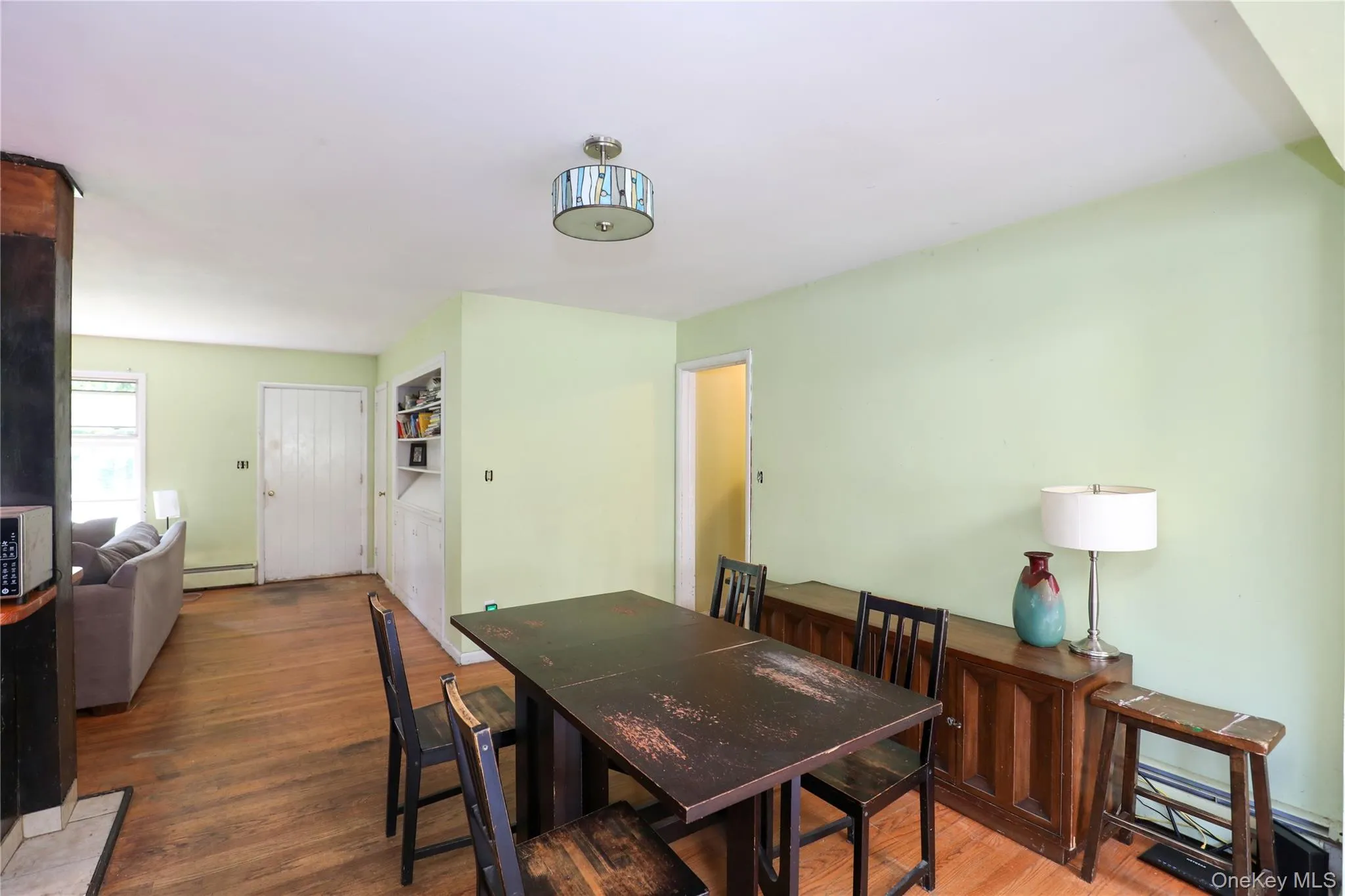 203 Maple Lane, Hurley, NY, 3 Bedrooms Bedrooms, 6 Rooms Rooms,1 BathroomBathrooms,Residential,For Rent,Maple,0,1042242 203 Maple Lane, Hurley, NY, 3 Bedrooms Bedrooms, 6 Rooms Rooms,1 BathroomBathrooms,Residential,For Rent,Maple,0,1042242