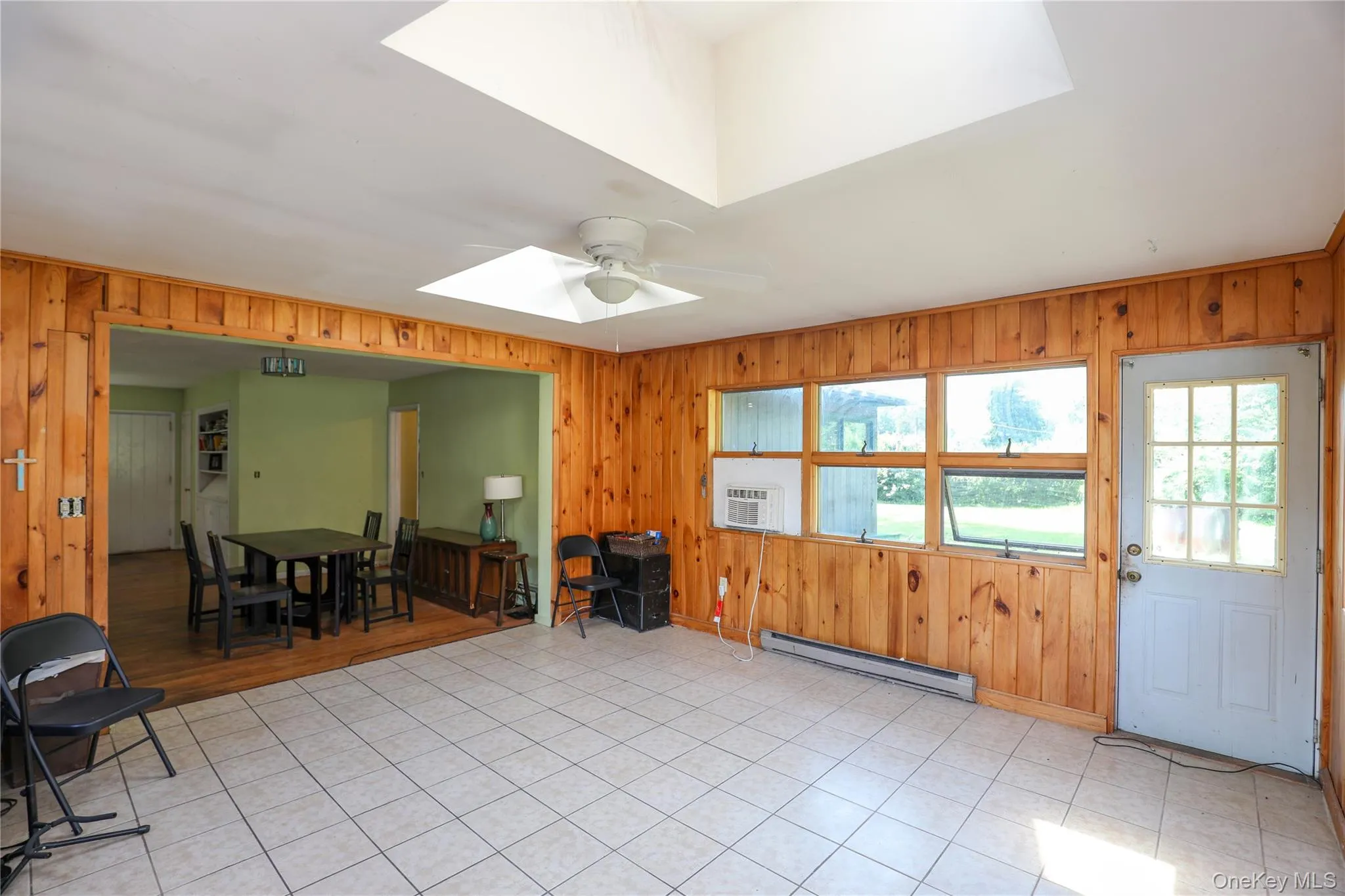 203 Maple Lane, Hurley, NY, 3 Bedrooms Bedrooms, 6 Rooms Rooms,1 BathroomBathrooms,Residential,For Rent,Maple,0,1042242 203 Maple Lane, Hurley, NY, 3 Bedrooms Bedrooms, 6 Rooms Rooms,1 BathroomBathrooms,Residential,For Rent,Maple,0,1042242