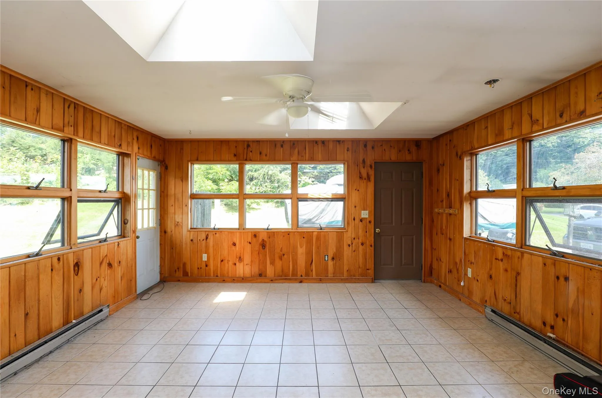 203 Maple Lane, Hurley, NY, 3 Bedrooms Bedrooms, 6 Rooms Rooms,1 BathroomBathrooms,Residential,For Rent,Maple,0,1042242 203 Maple Lane, Hurley, NY, 3 Bedrooms Bedrooms, 6 Rooms Rooms,1 BathroomBathrooms,Residential,For Rent,Maple,0,1042242