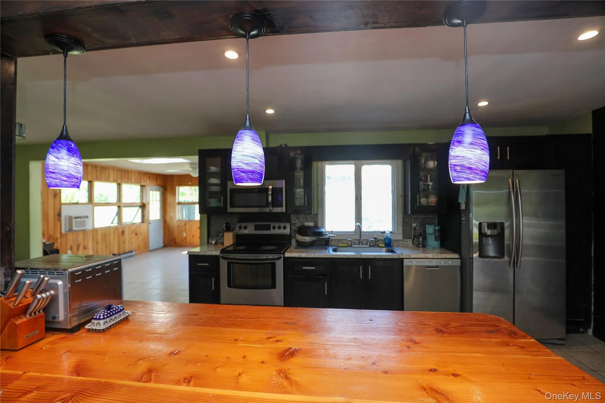 203 Maple Lane, Hurley, NY, 3 Bedrooms Bedrooms, 6 Rooms Rooms,1 BathroomBathrooms,Residential,For Rent,Maple,0,1042242 203 Maple Lane, Hurley, NY, 3 Bedrooms Bedrooms, 6 Rooms Rooms,1 BathroomBathrooms,Residential,For Rent,Maple,0,1042242