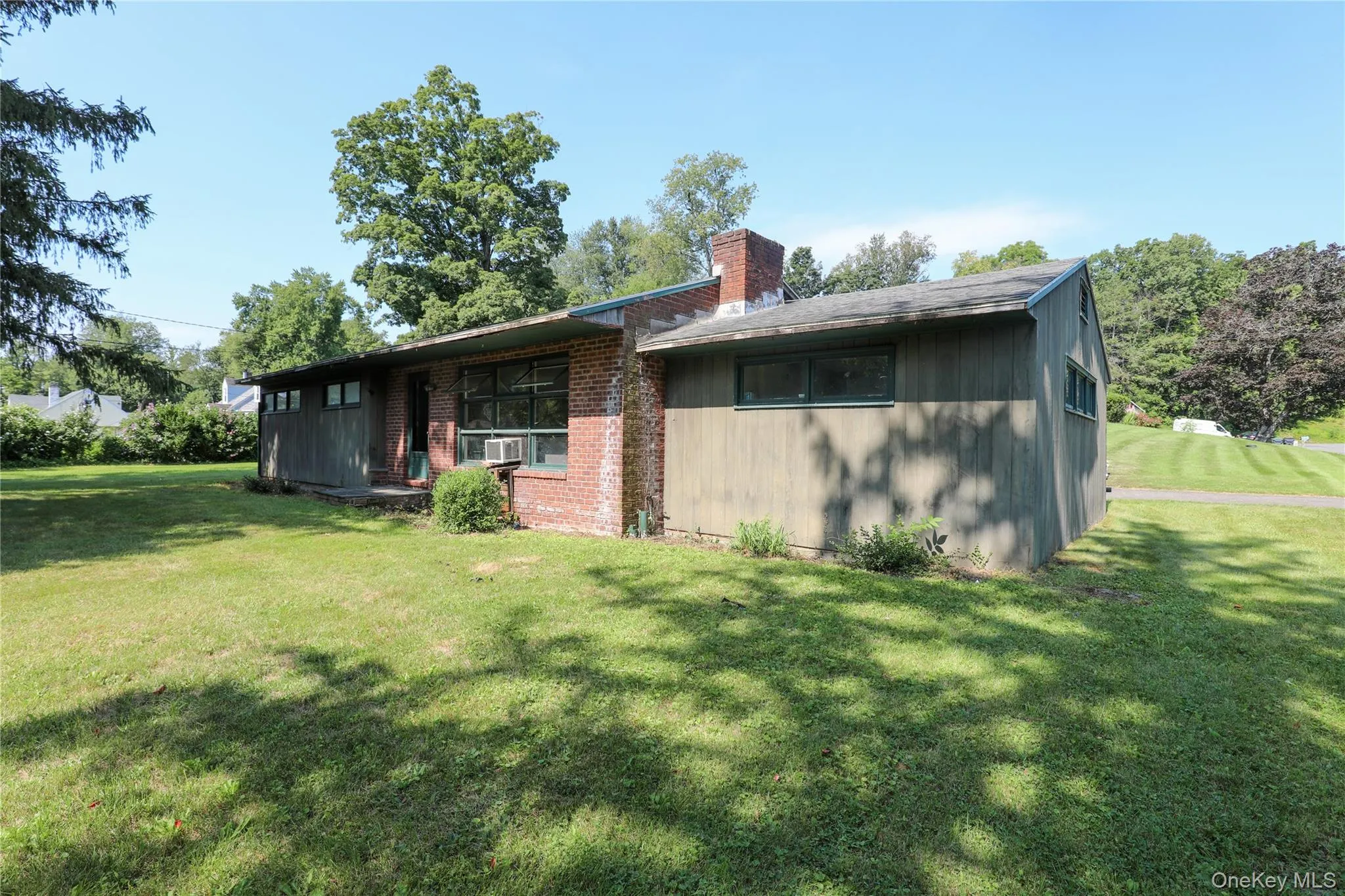 203 Maple Lane, Hurley, NY, 3 Bedrooms Bedrooms, 6 Rooms Rooms,1 BathroomBathrooms,Residential,For Rent,Maple,0,1042242 203 Maple Lane, Hurley, NY, 3 Bedrooms Bedrooms, 6 Rooms Rooms,1 BathroomBathrooms,Residential,For Rent,Maple,0,1042242