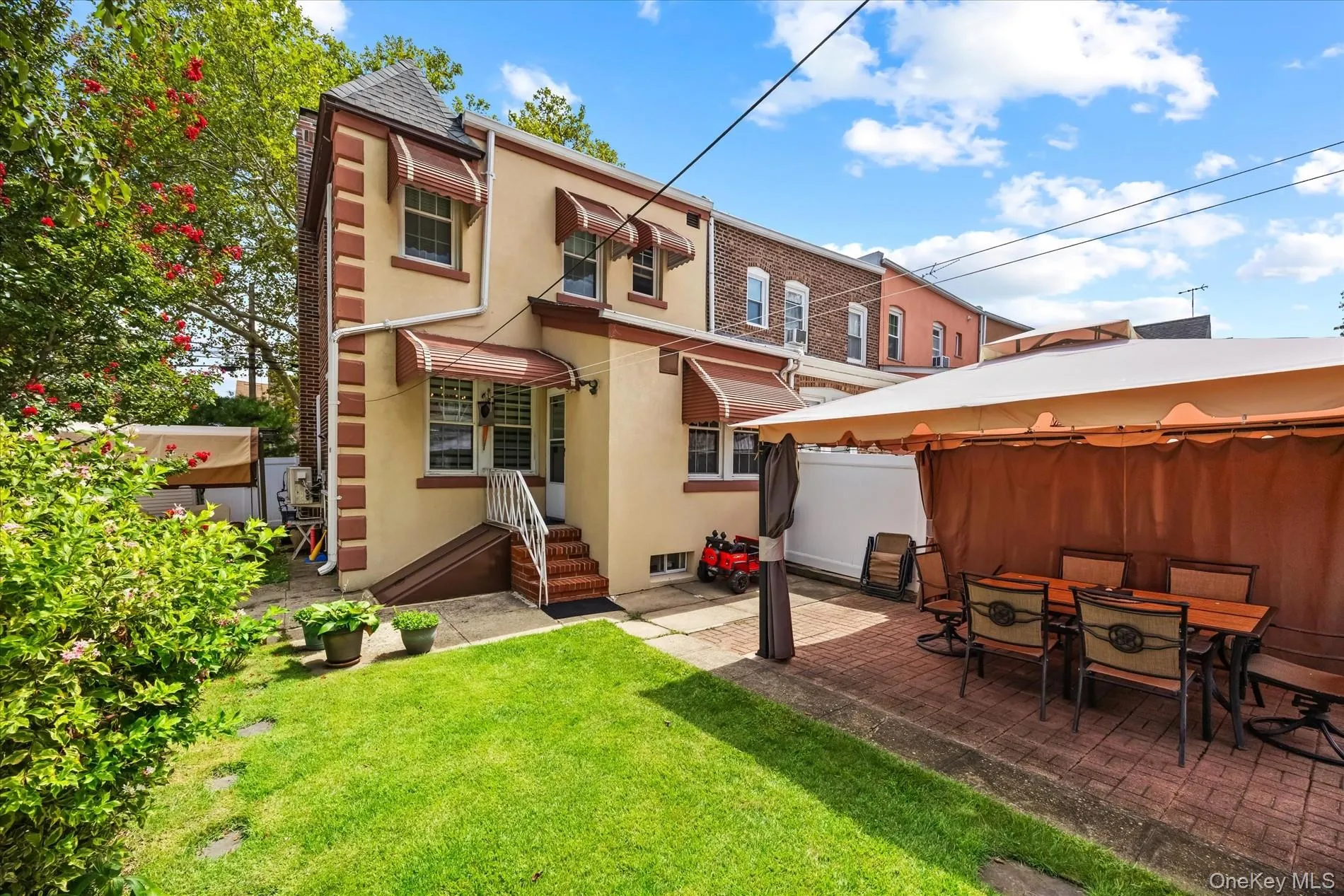 66-02 78th Street, New York, NY, 3 Bedrooms Bedrooms, 7 Rooms Rooms,2 BathroomsBathrooms,Residential,For Rent,78th,0,1042245 66-02 78th Street, New York, NY, 3 Bedrooms Bedrooms, 7 Rooms Rooms,2 BathroomsBathrooms,Residential,For Rent,78th,0,1042245