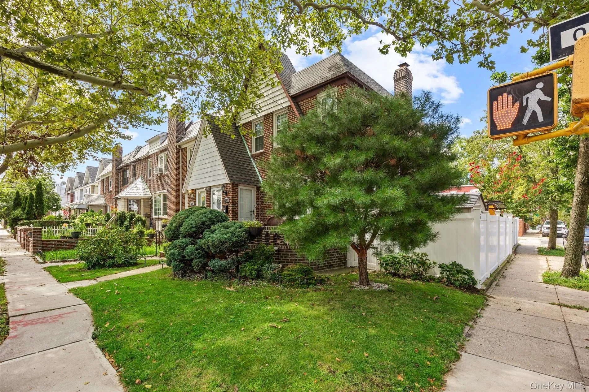 66-02 78th Street, New York, NY, 3 Bedrooms Bedrooms, 7 Rooms Rooms,2 BathroomsBathrooms,Residential,For Rent,78th,0,1042245 66-02 78th Street, New York, NY, 3 Bedrooms Bedrooms, 7 Rooms Rooms,2 BathroomsBathrooms,Residential,For Rent,78th,0,1042245