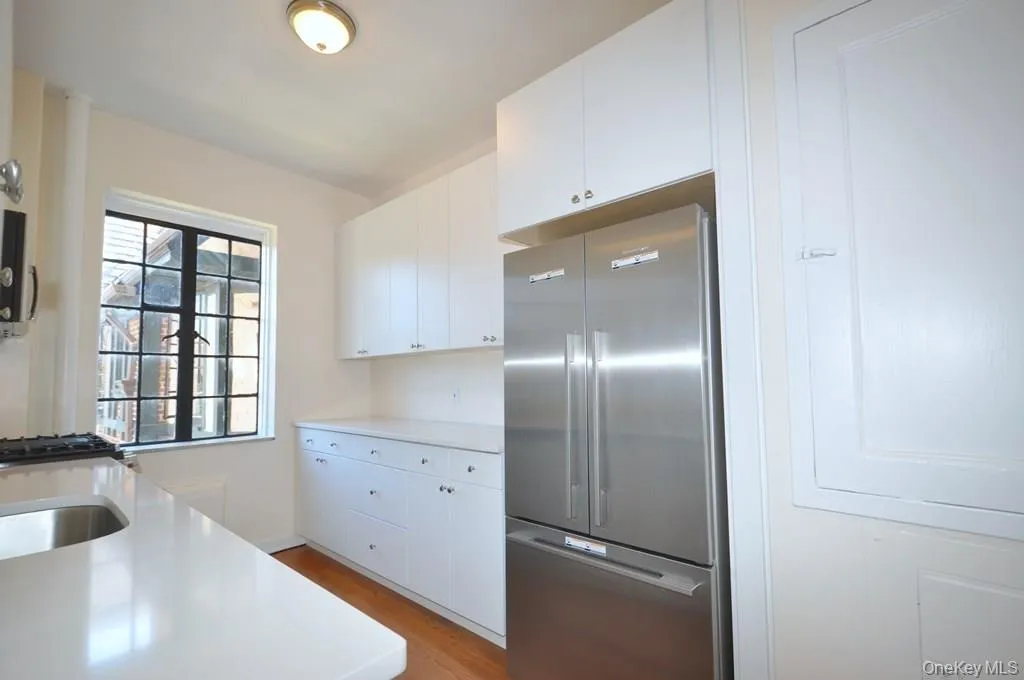 155 Garth Road, Eastchester, NY, 3 Bedrooms Bedrooms, 7 Rooms Rooms,2 BathroomsBathrooms,Residential Lease,For Rent,Garth,0,1042246 155 Garth Road, Eastchester, NY, 3 Bedrooms Bedrooms, 7 Rooms Rooms,2 BathroomsBathrooms,Residential Lease,For Rent,Garth,0,1042246