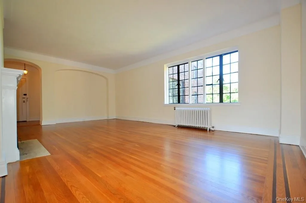 155 Garth Road, Eastchester, NY, 3 Bedrooms Bedrooms, 7 Rooms Rooms,2 BathroomsBathrooms,Residential Lease,For Rent,Garth,0,1042246 155 Garth Road, Eastchester, NY, 3 Bedrooms Bedrooms, 7 Rooms Rooms,2 BathroomsBathrooms,Residential Lease,For Rent,Garth,0,1042246
