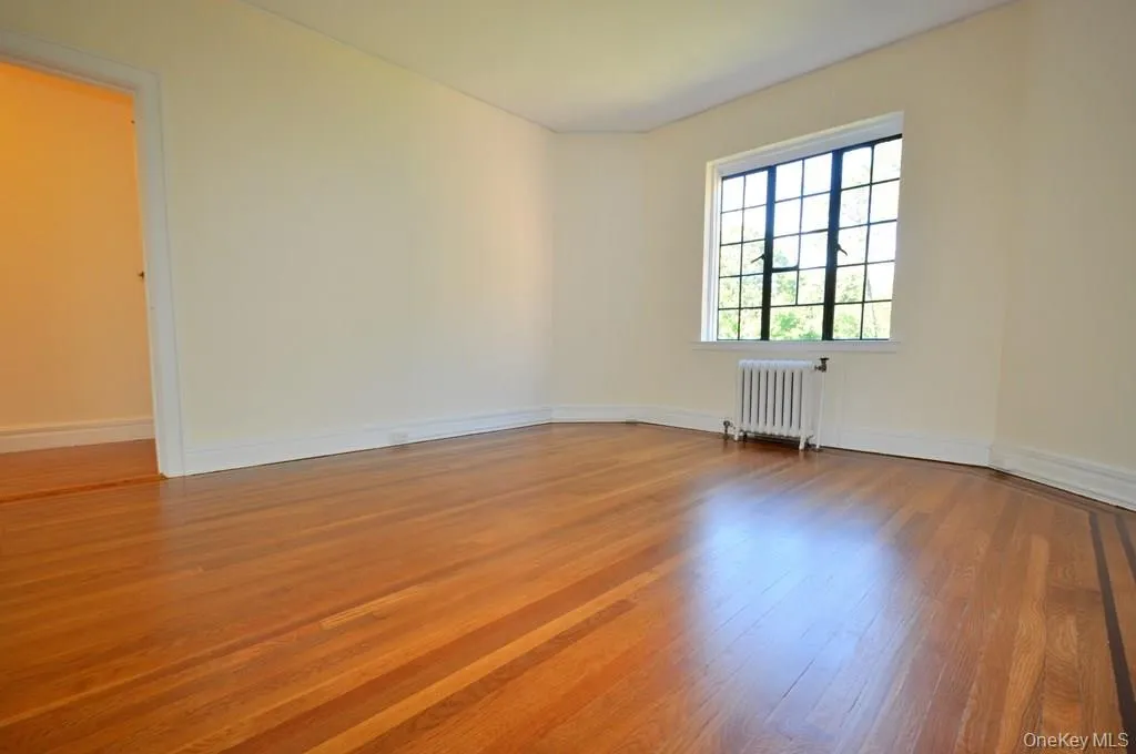 155 Garth Road, Eastchester, NY, 3 Bedrooms Bedrooms, 7 Rooms Rooms,2 BathroomsBathrooms,Residential Lease,For Rent,Garth,0,1042246 155 Garth Road, Eastchester, NY, 3 Bedrooms Bedrooms, 7 Rooms Rooms,2 BathroomsBathrooms,Residential Lease,For Rent,Garth,0,1042246