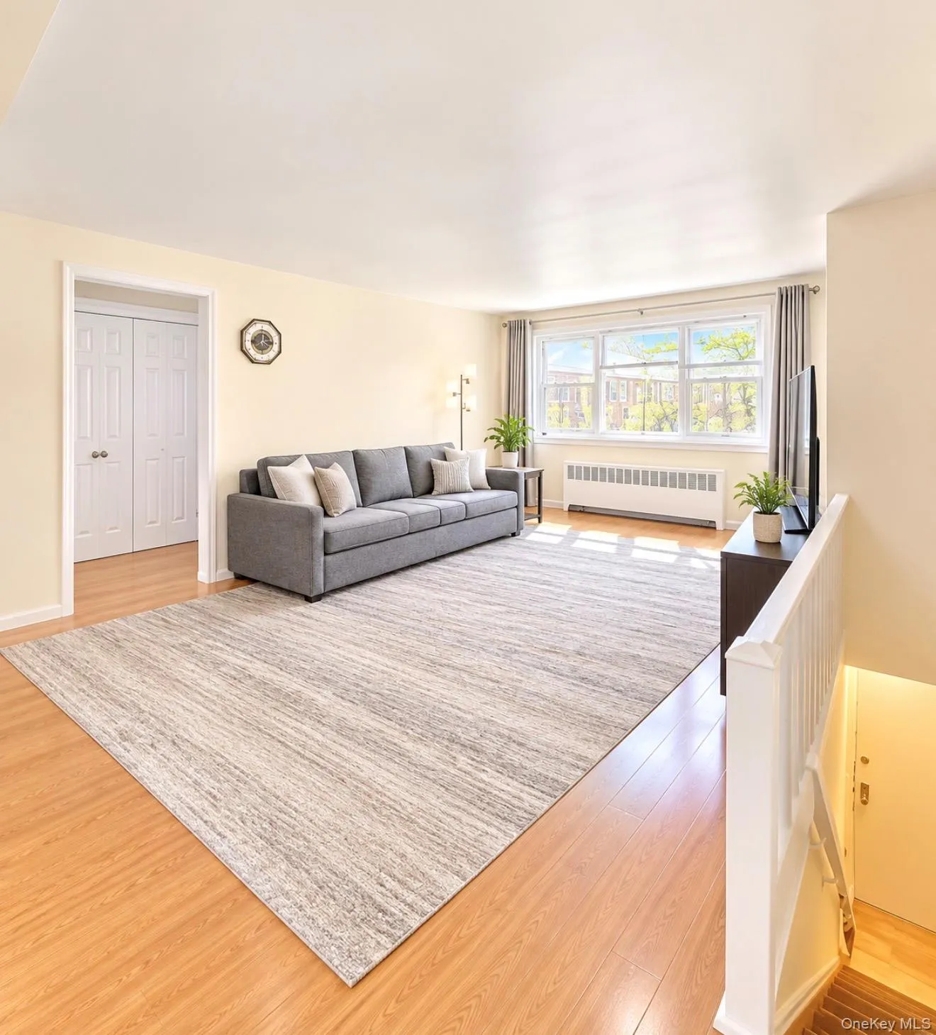 152-47 Jewel Avenue, New York, NY, 1 Bedroom Bedrooms, 3 Rooms Rooms,1 BathroomBathrooms,Residential,For Rent,Jewel,0,1042249 152-47 Jewel Avenue, New York, NY, 1 Bedroom Bedrooms, 3 Rooms Rooms,1 BathroomBathrooms,Residential,For Rent,Jewel,0,1042249